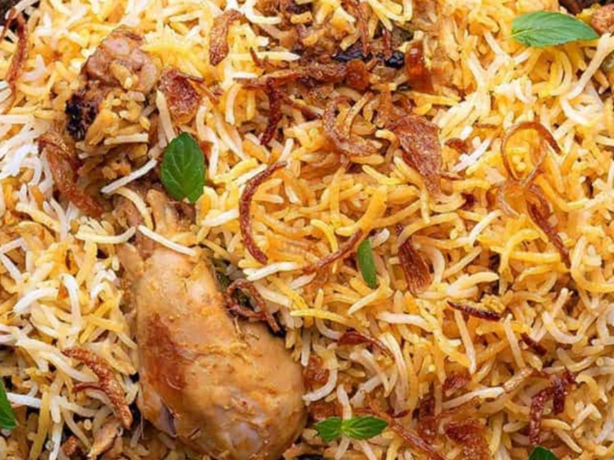 Avakaya Chicken Biryani.