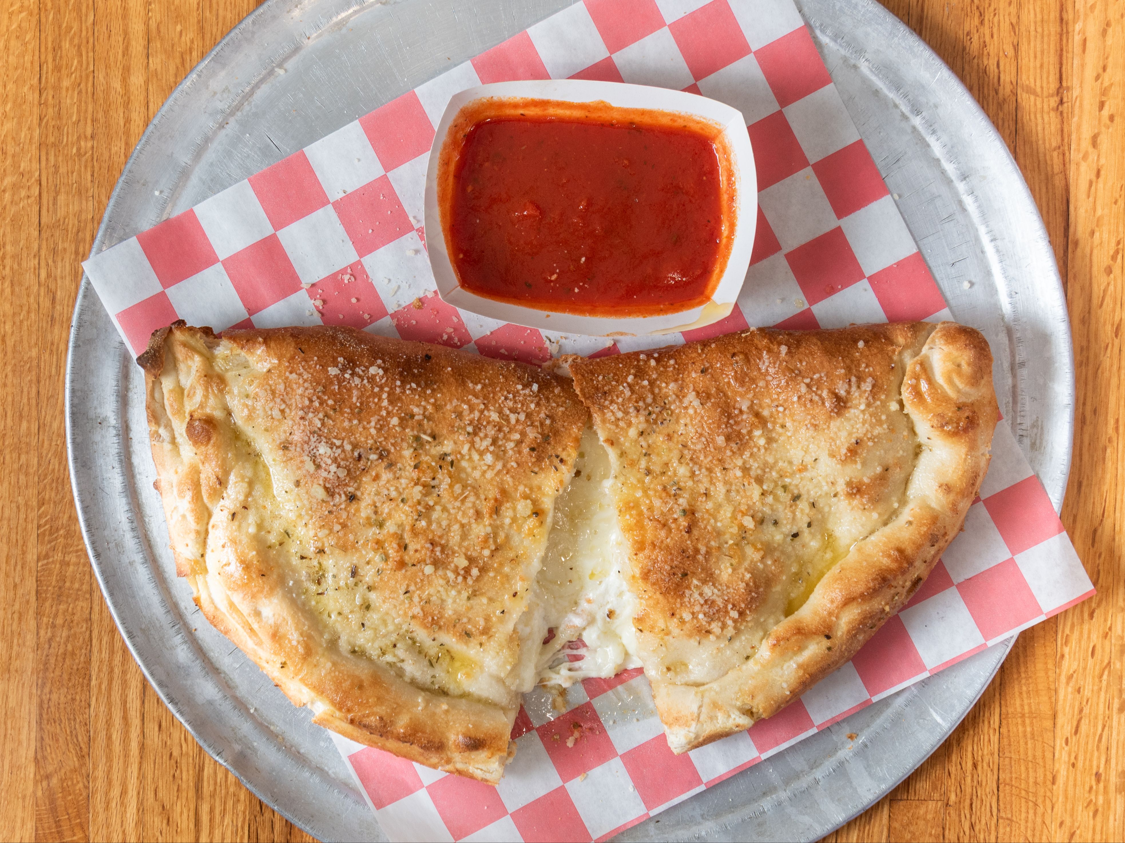 Lg Calzone