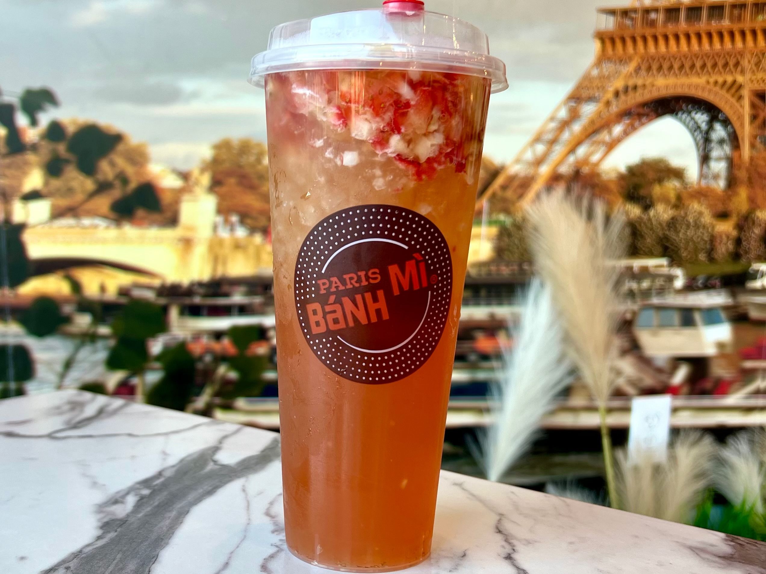 Refreshing Tea Selections to Complement Your Meal