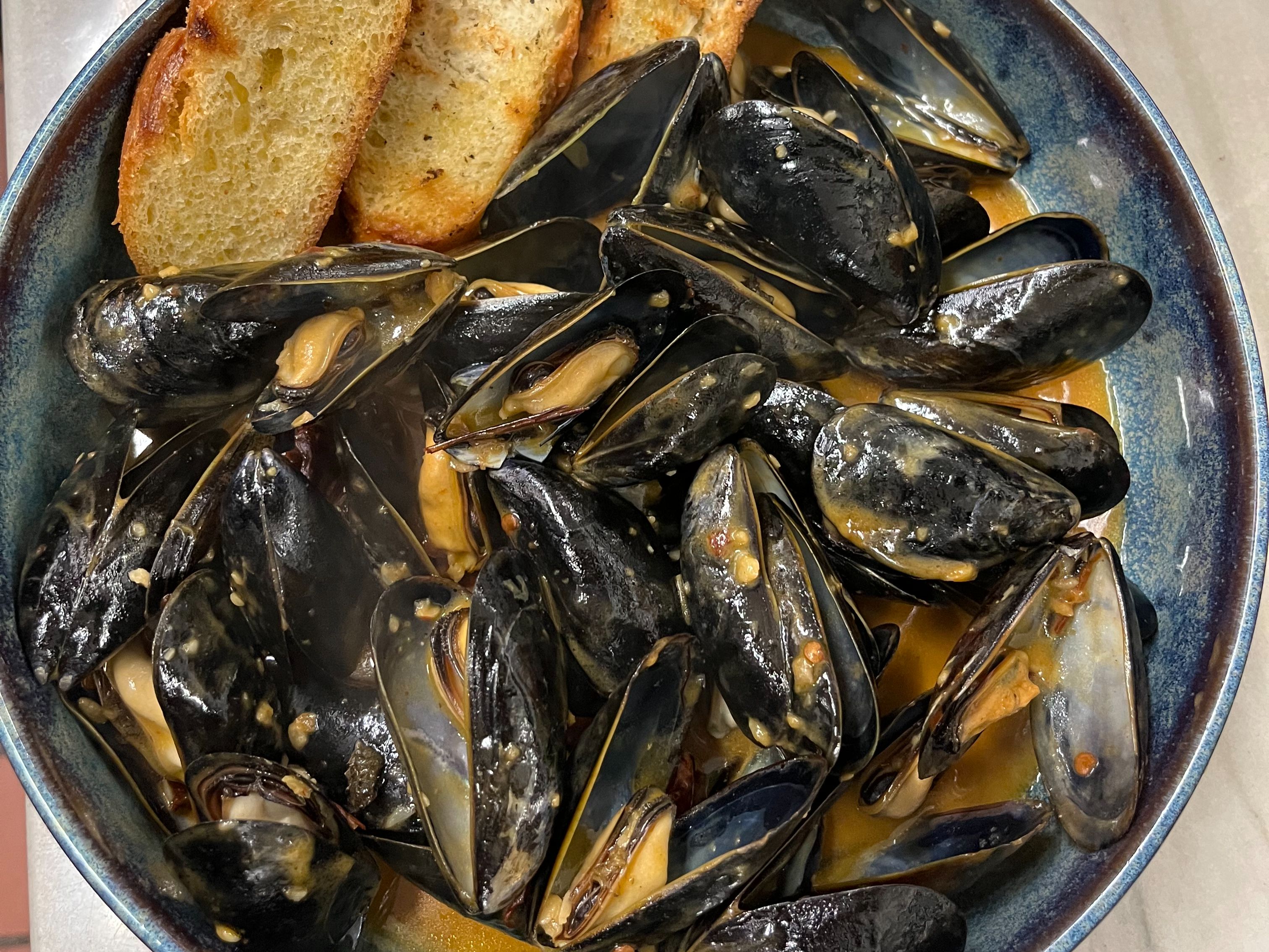 Steamed Mussels.