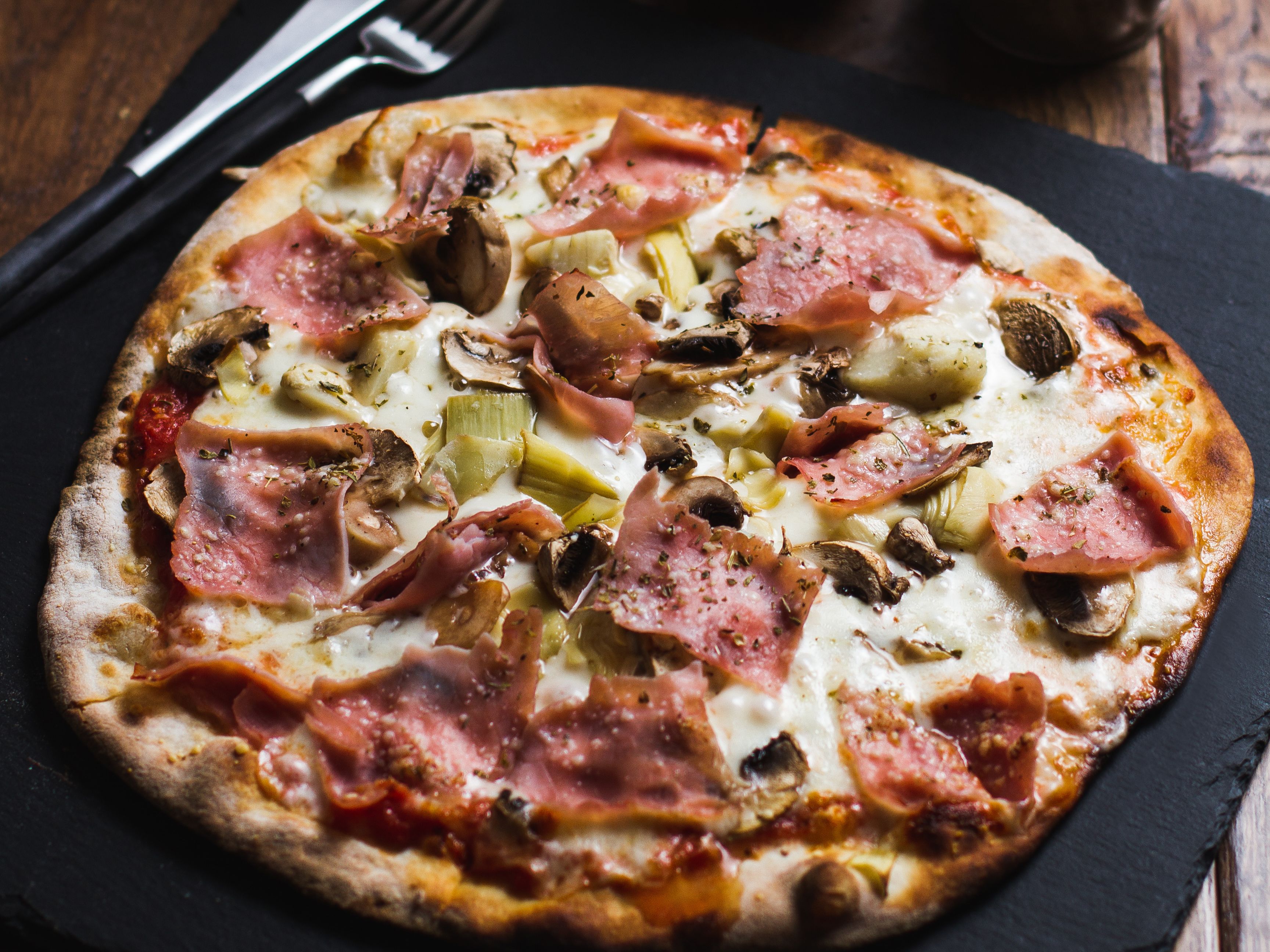 Fresh Arugula Salad: A Delicious Italian Delight