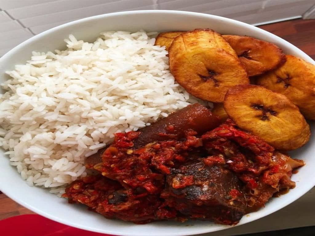 8. Naija Classic Plate.