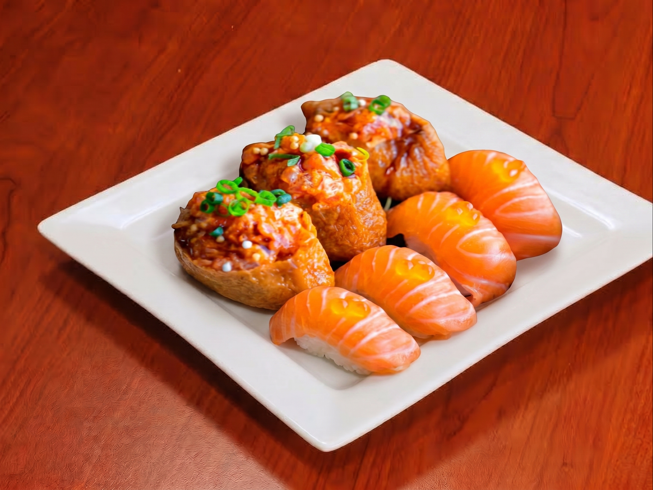C4 SpAhi Bomb+Salmon Nigiri.
