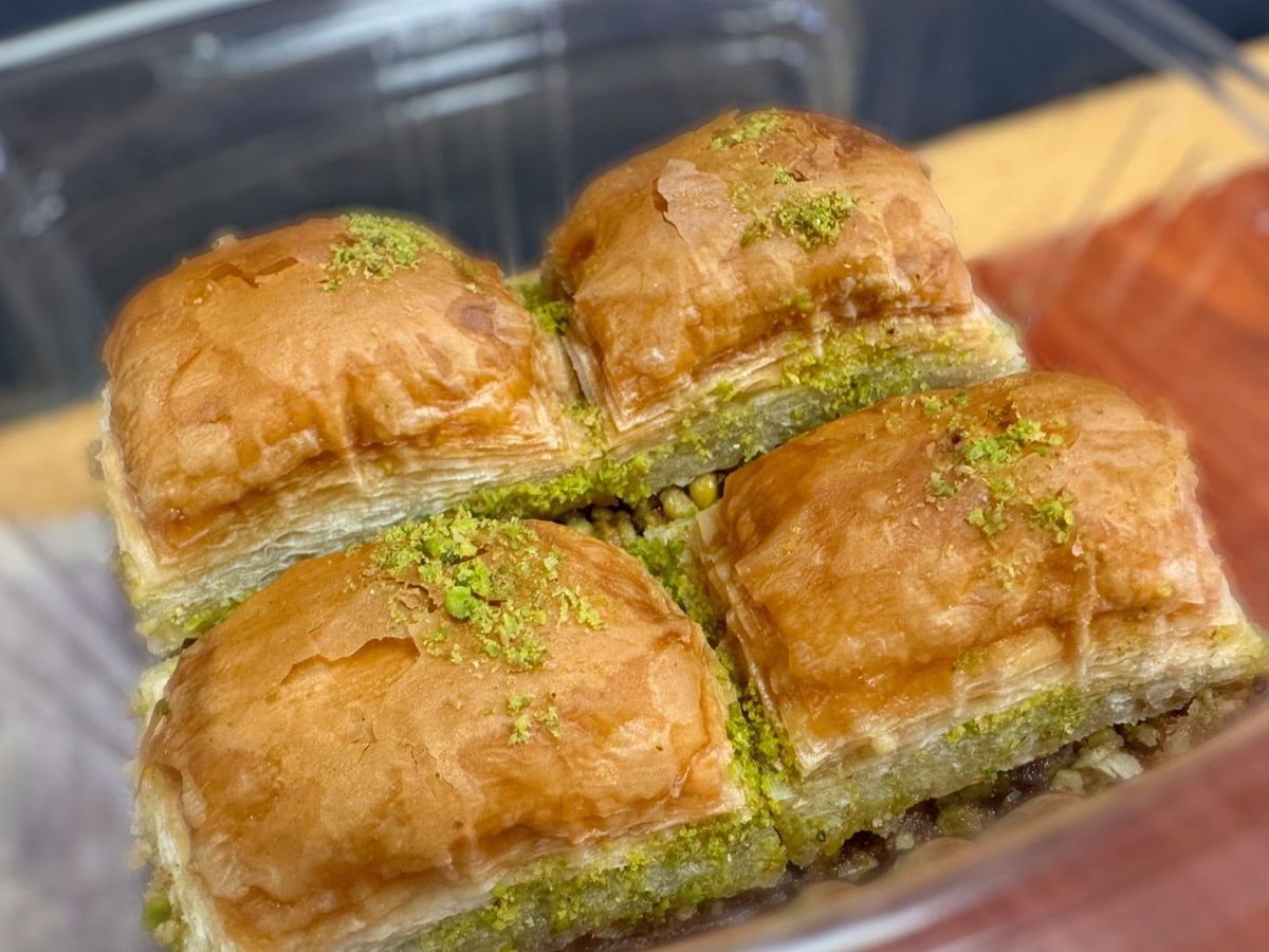 Baklava (4pcs).