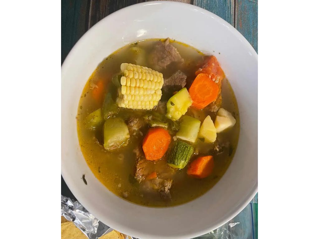 #42 Caldo De Res.