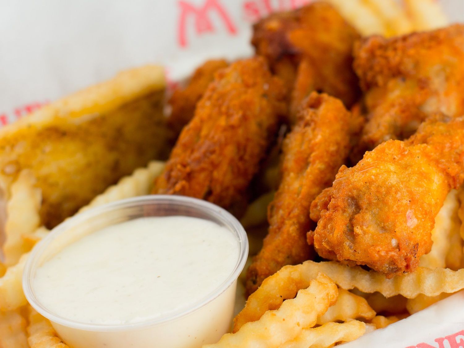 Image-6 Piece Chicken Wings With Fries