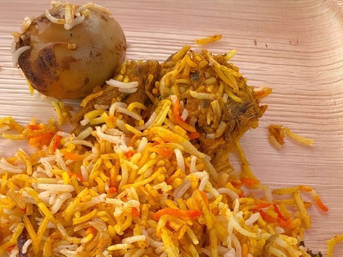 ASLI  HYDERABADI GOAT DUM BIRYANI