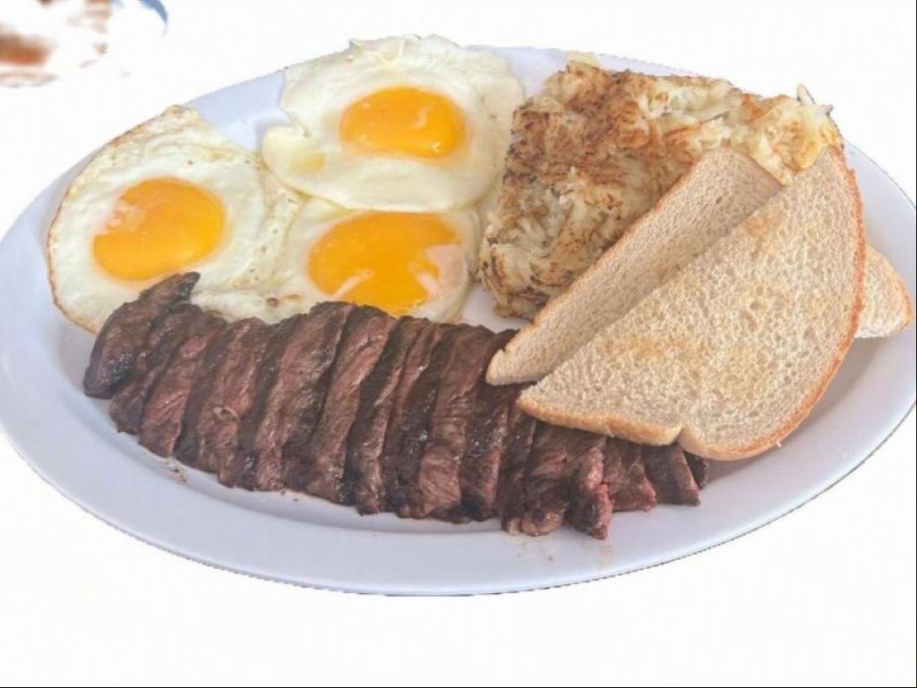 Skirt Steak & Eggs & Hashbrowns
