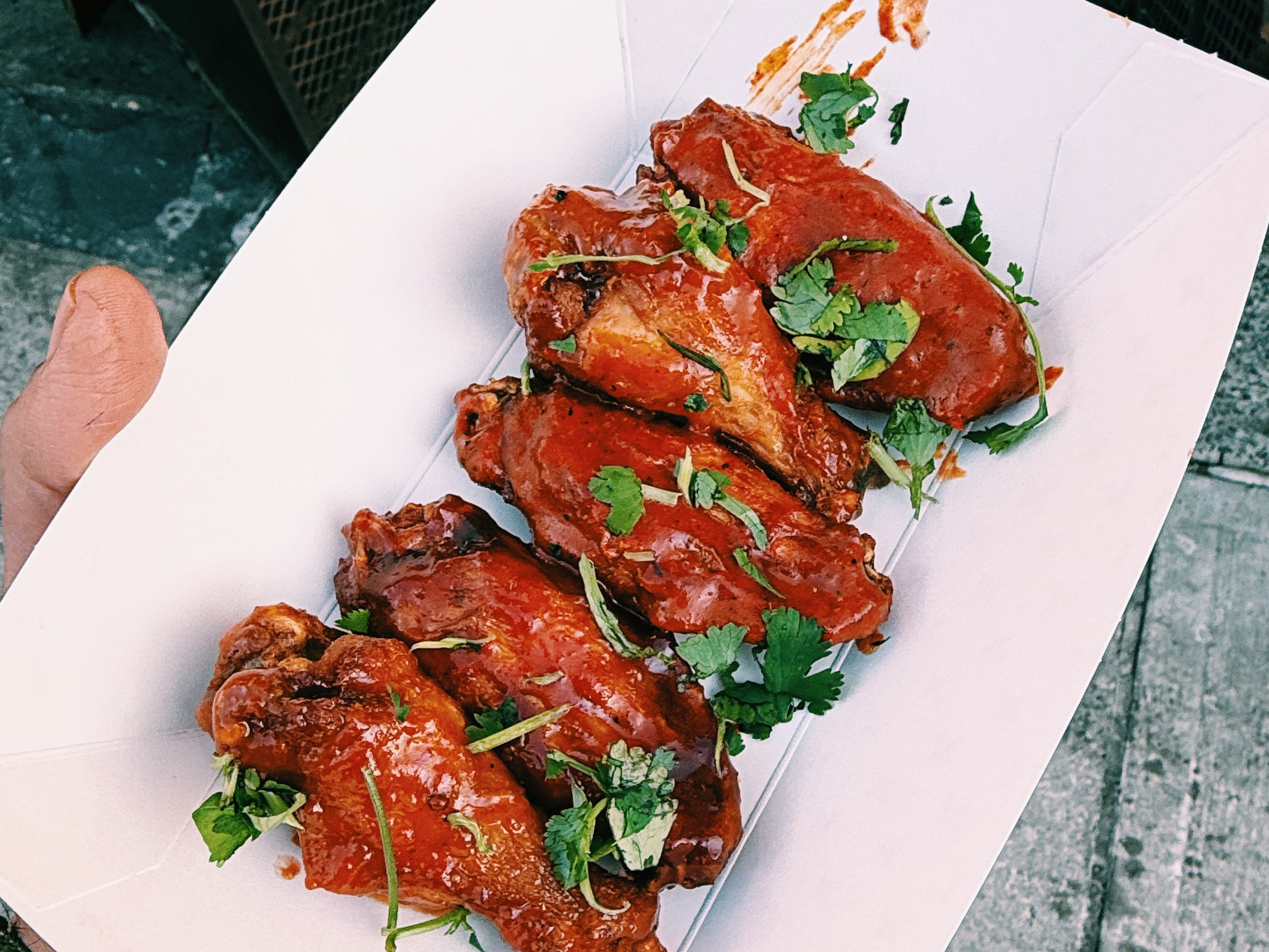 6 Pakistani Flavor Wings.