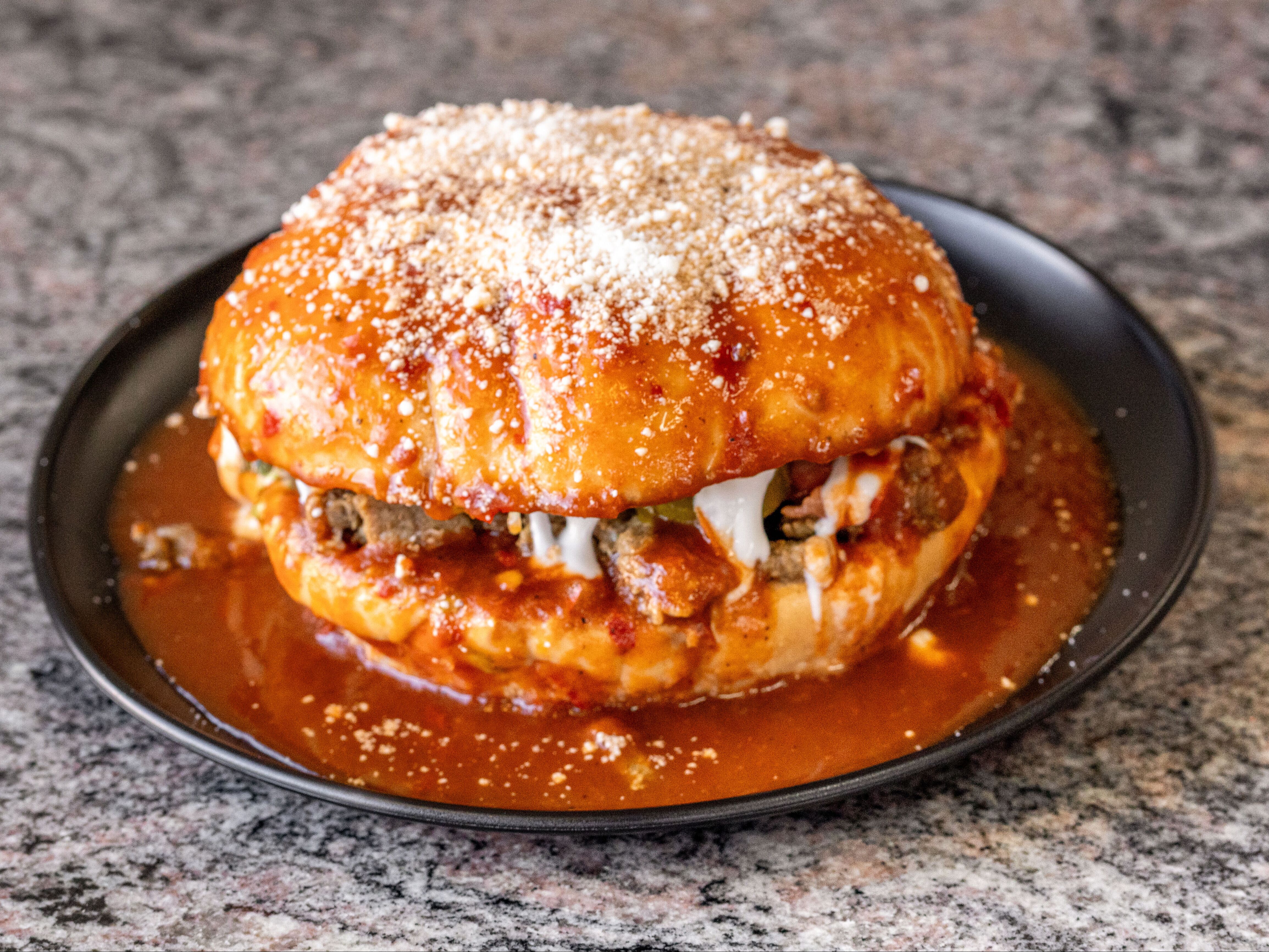 Torta Ahogada (Wet).