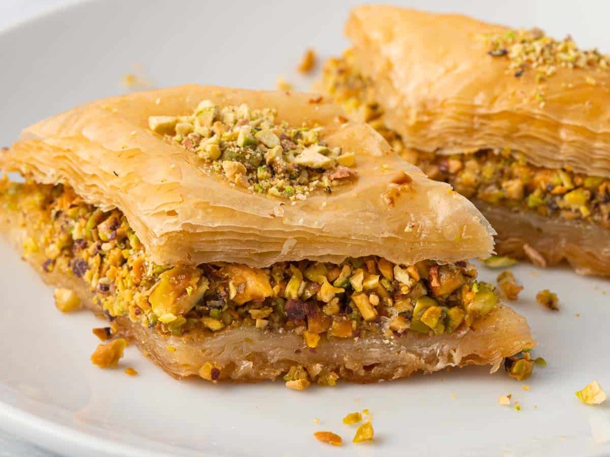 8 Piece Baklava.