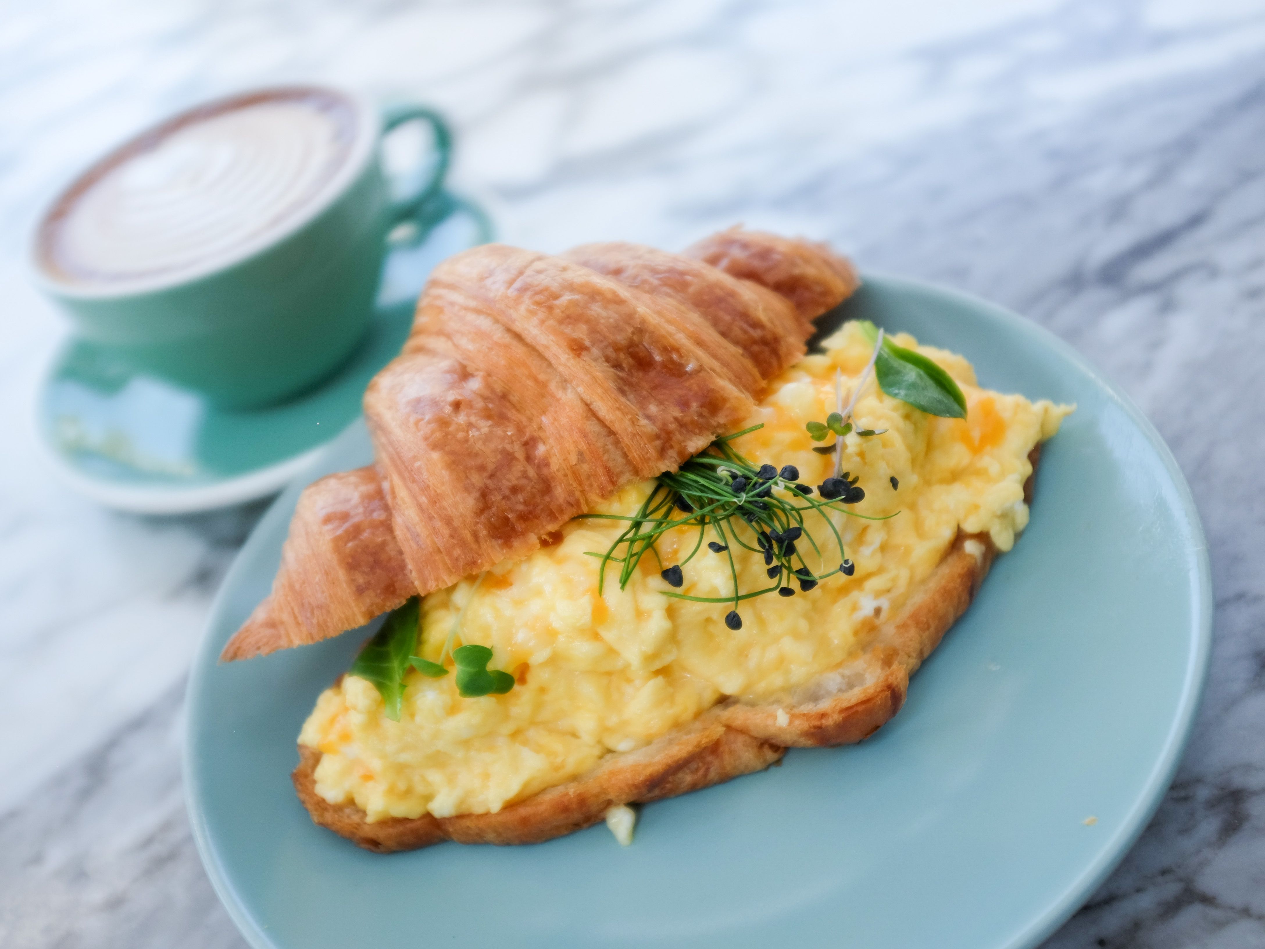 Croisant Egg&cheese.