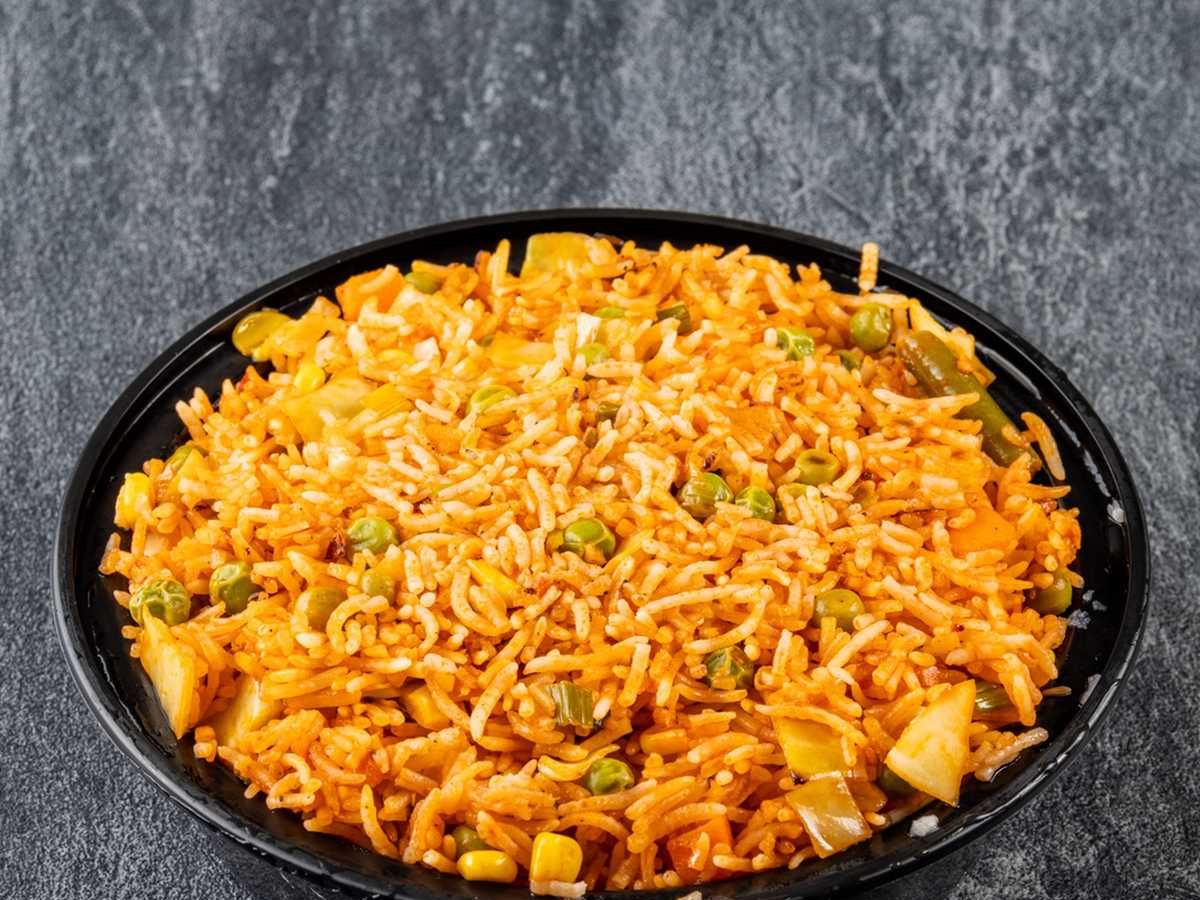 Veg Fried Rice/Noodles - Hakka.