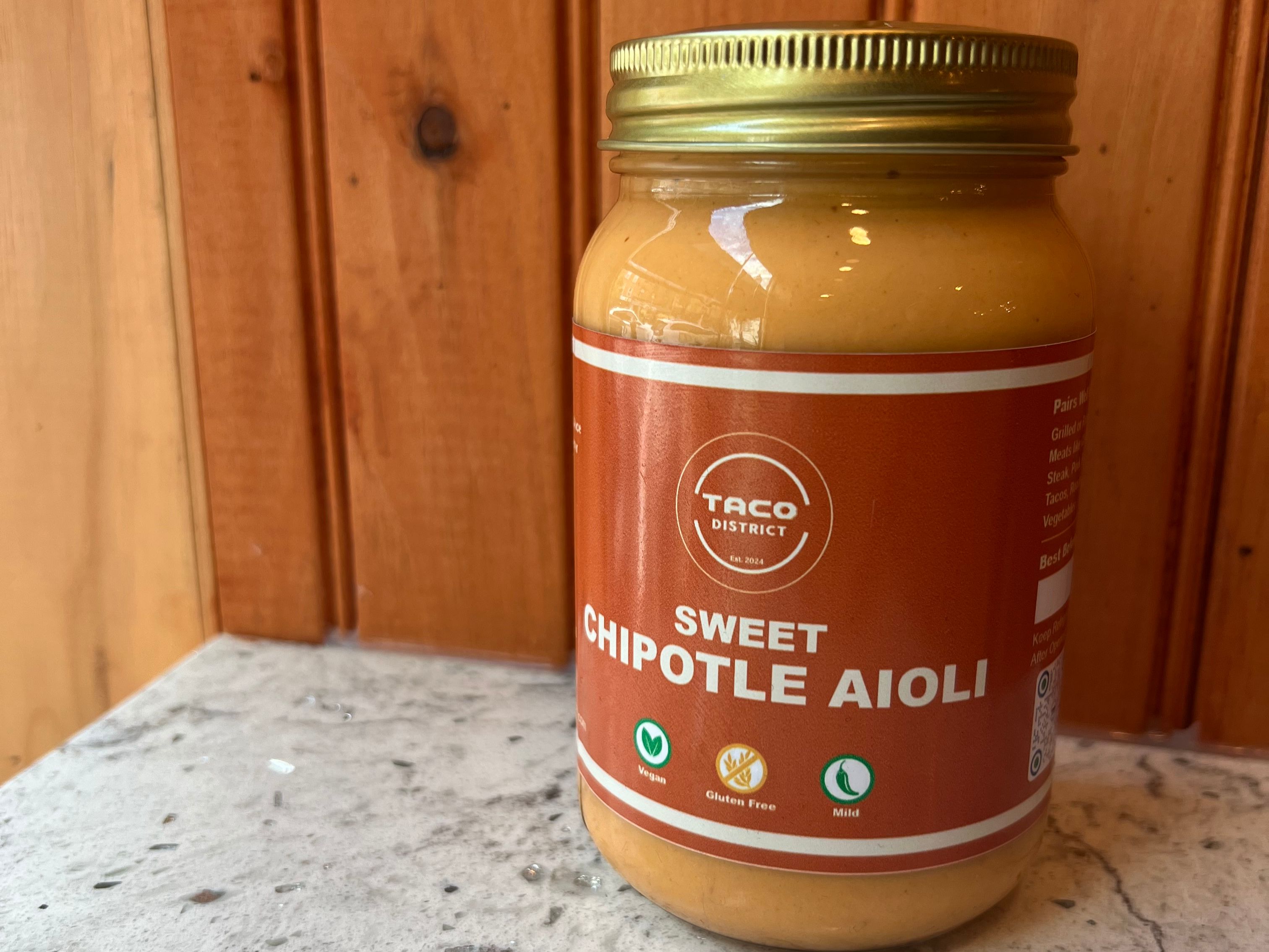 Sweet Chipotle Aioli 14 oz Container.