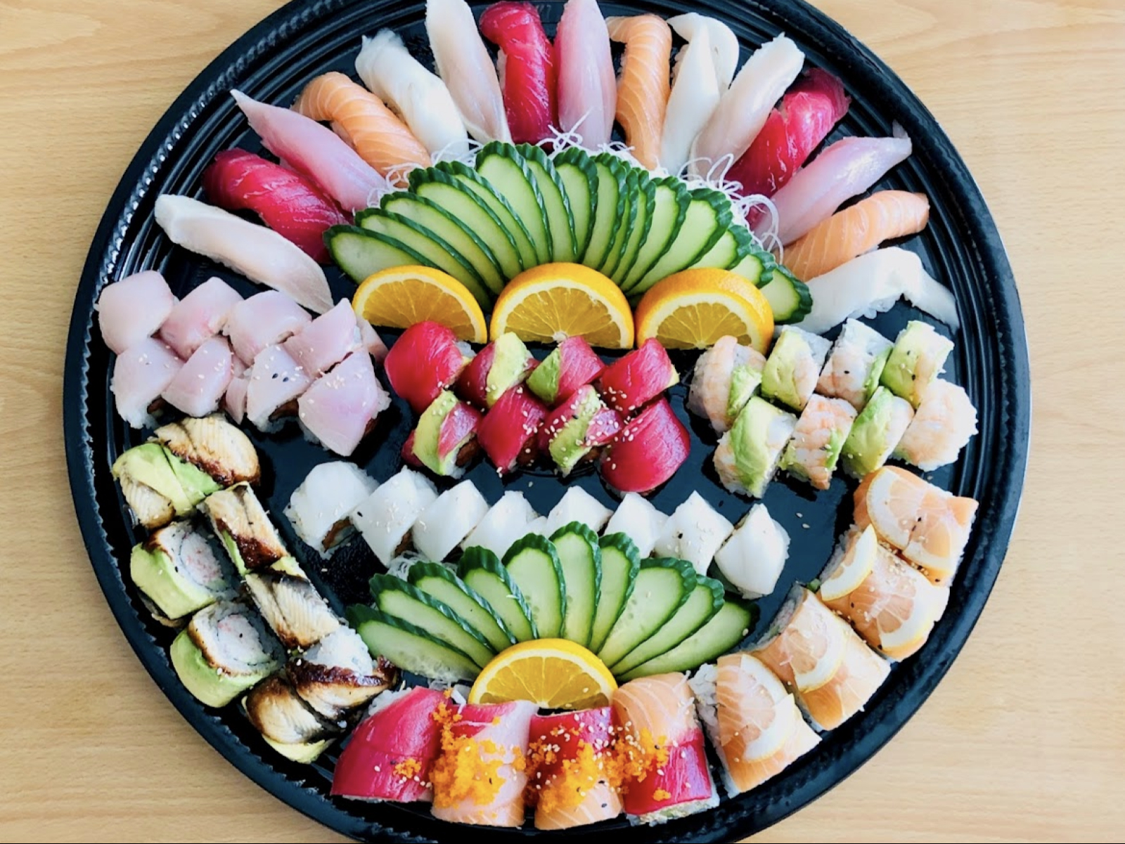 SUSHI PLATTERS EMPEROR PLATTER 71PCS.