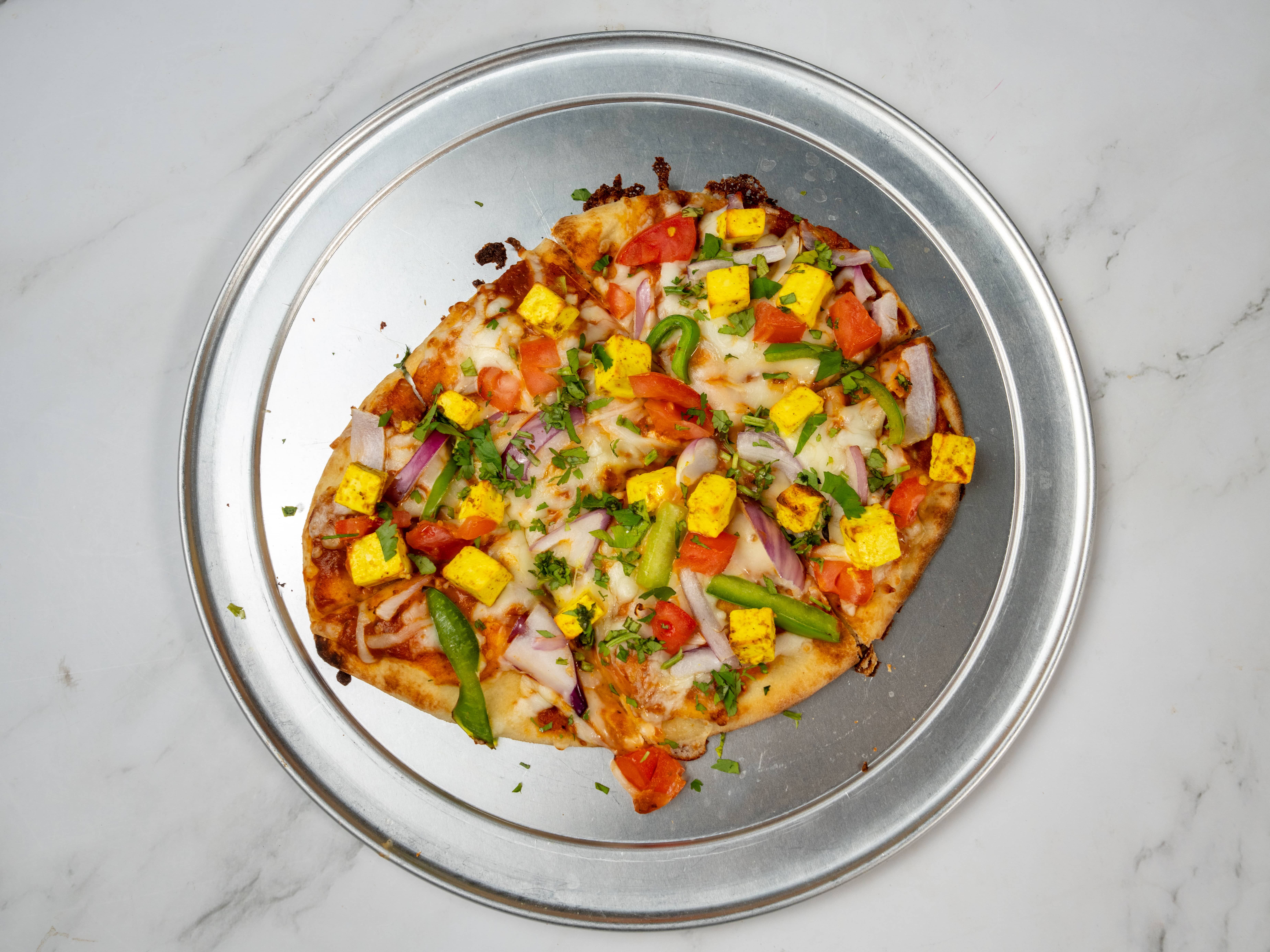 Paneer Makhni Naanza.