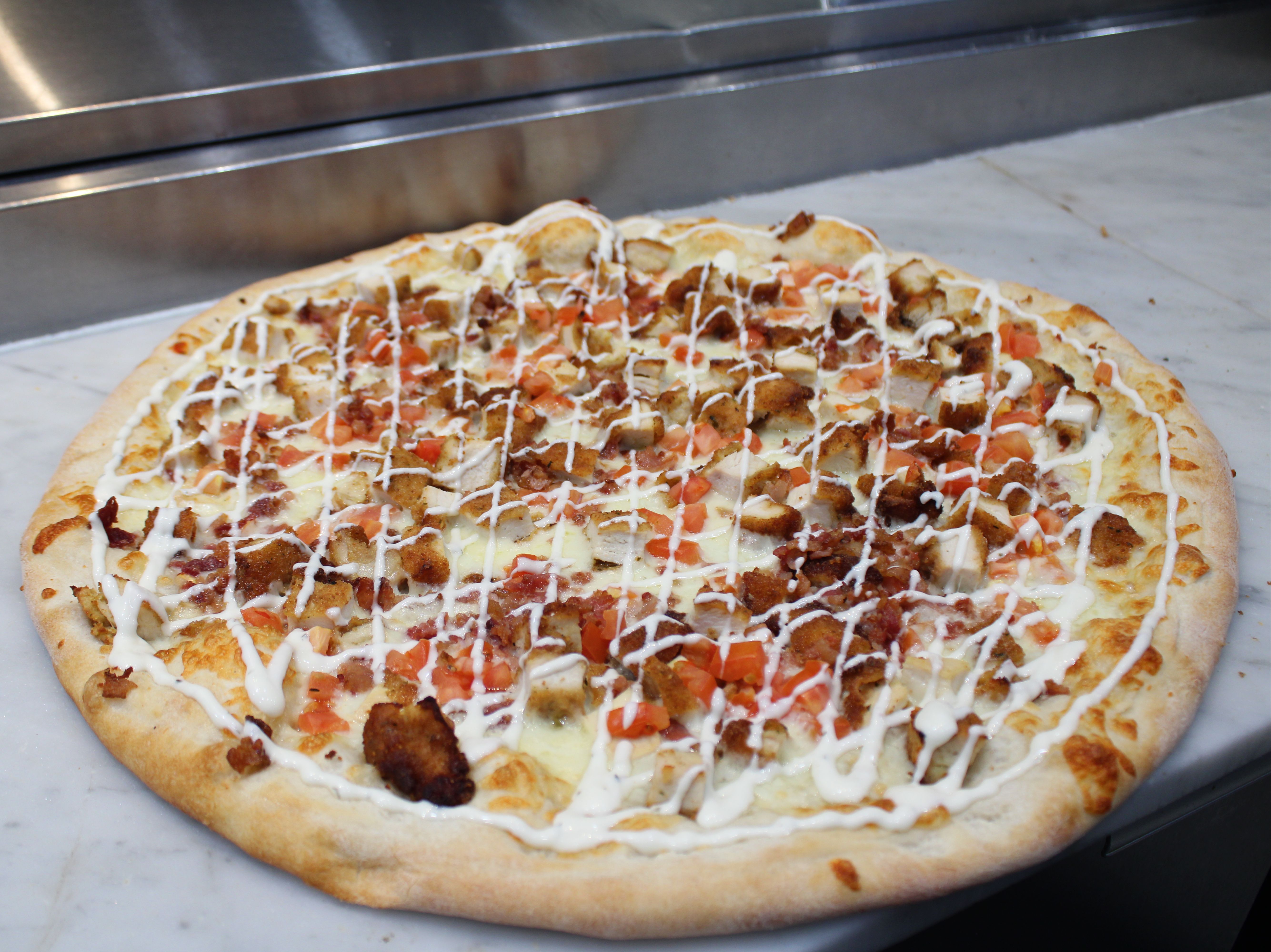 Chicken Bacon Ranch Pizza - MED