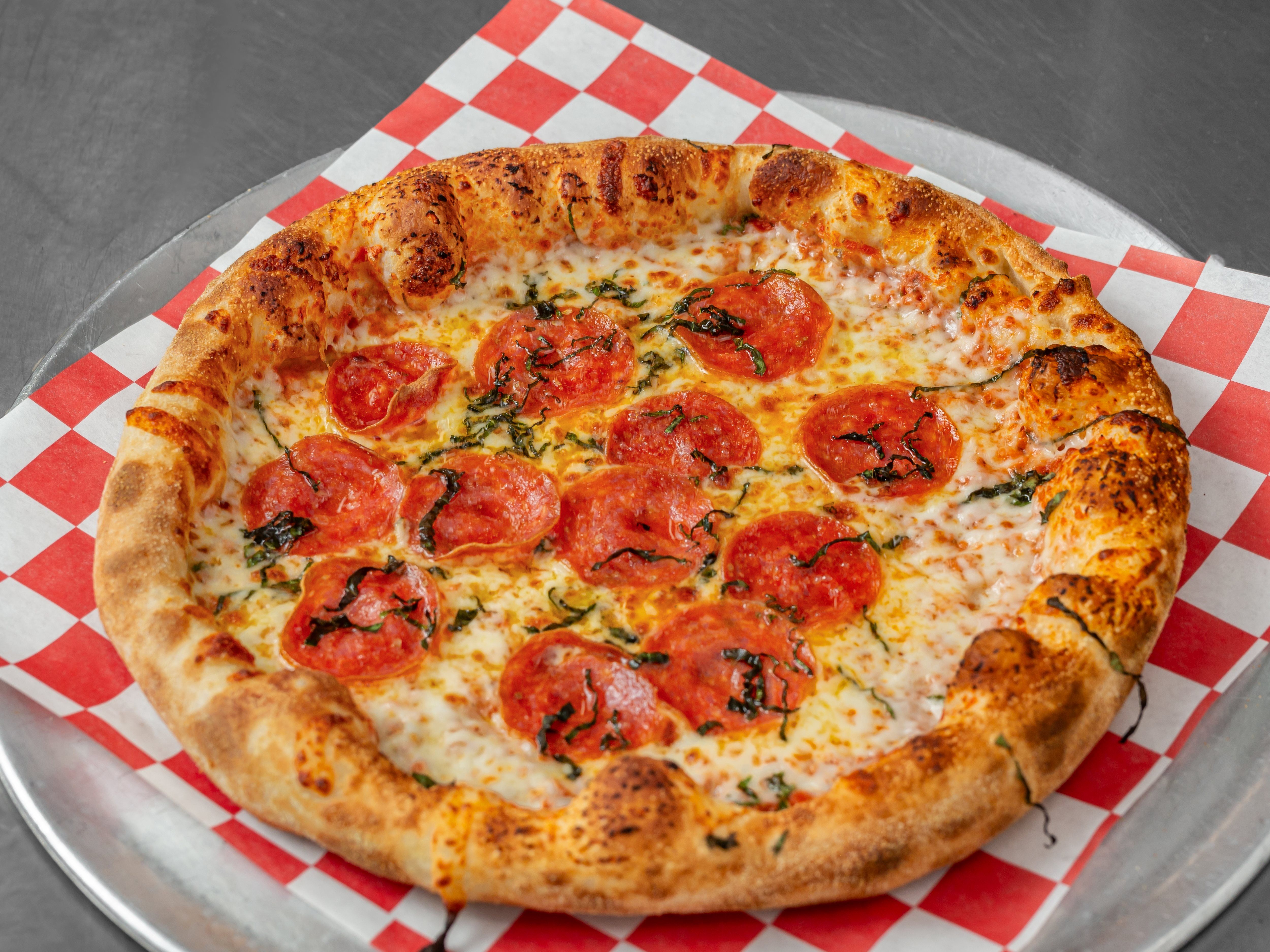 10" Senate Pizza