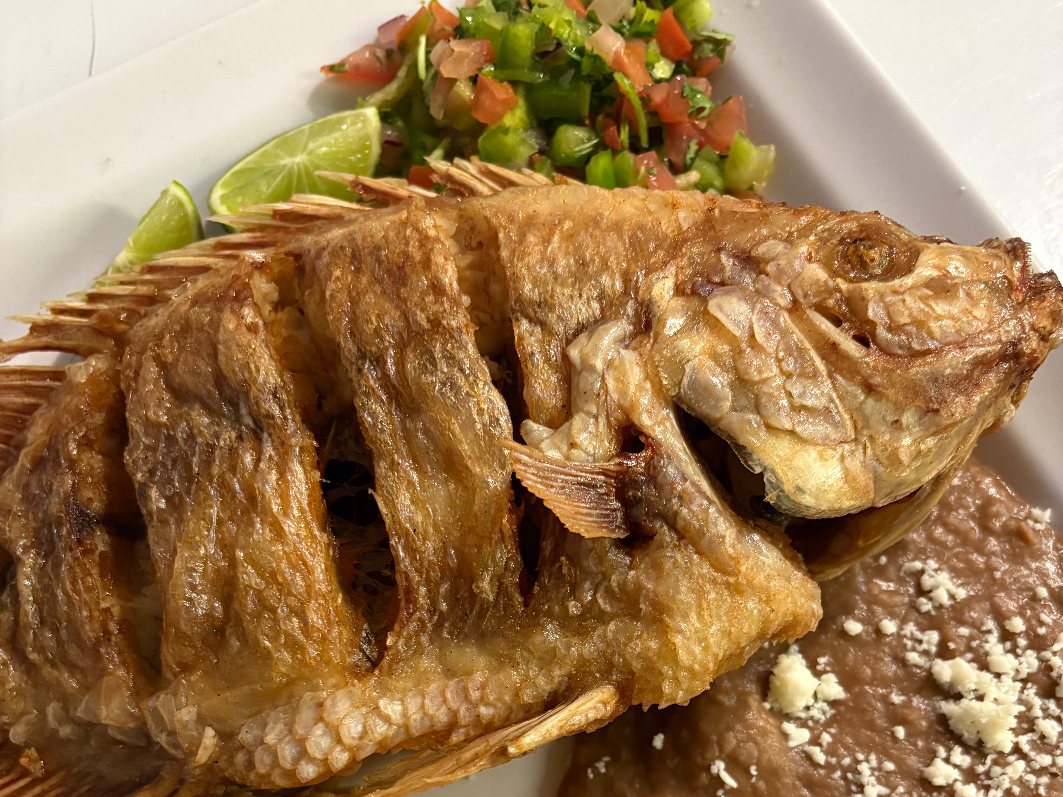 Whole Tilapia Fried Fish (Mojarra Frita).