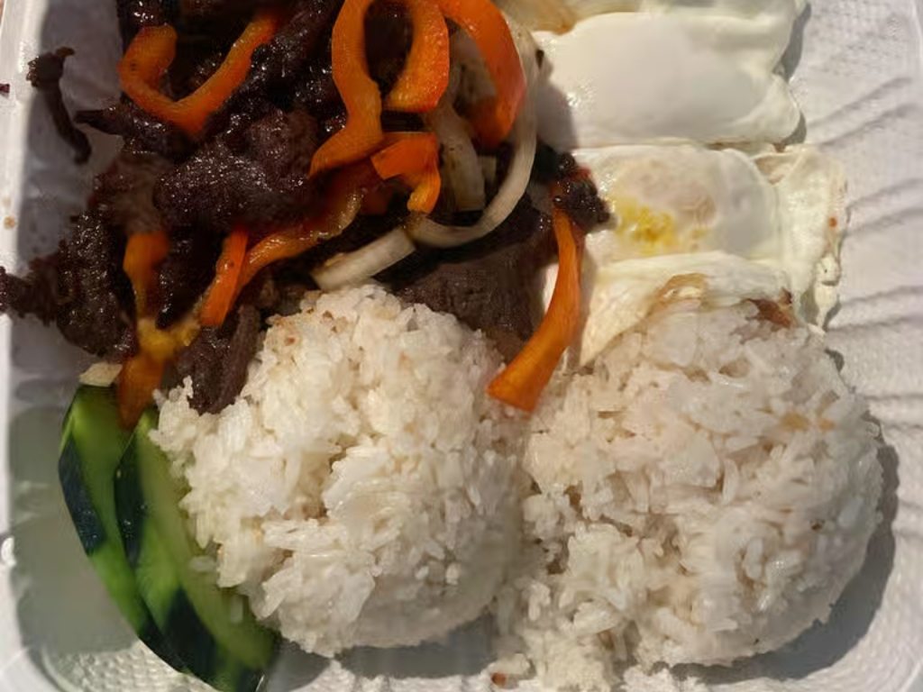 BEEF STEAK SILOG.