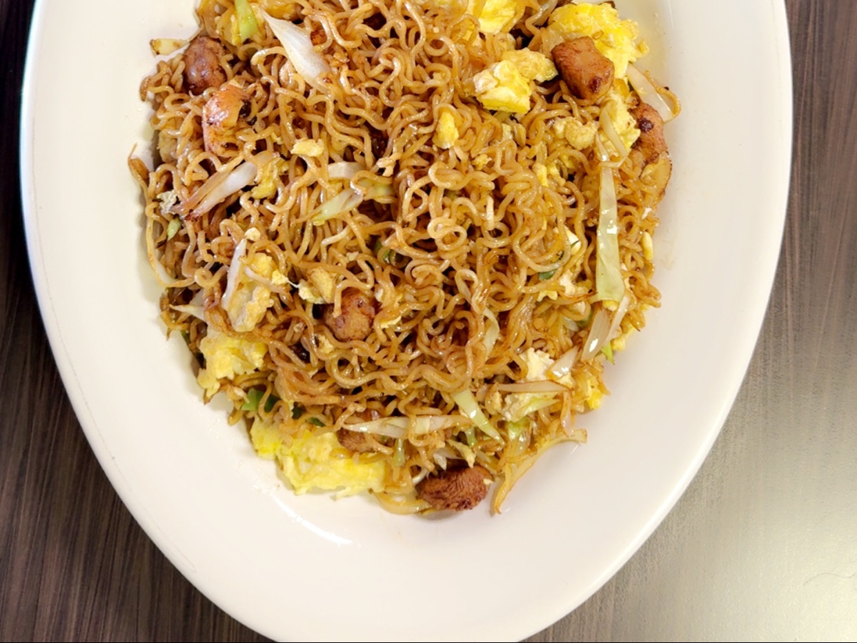 Prixy's Noodles Chicken ,shrimp.