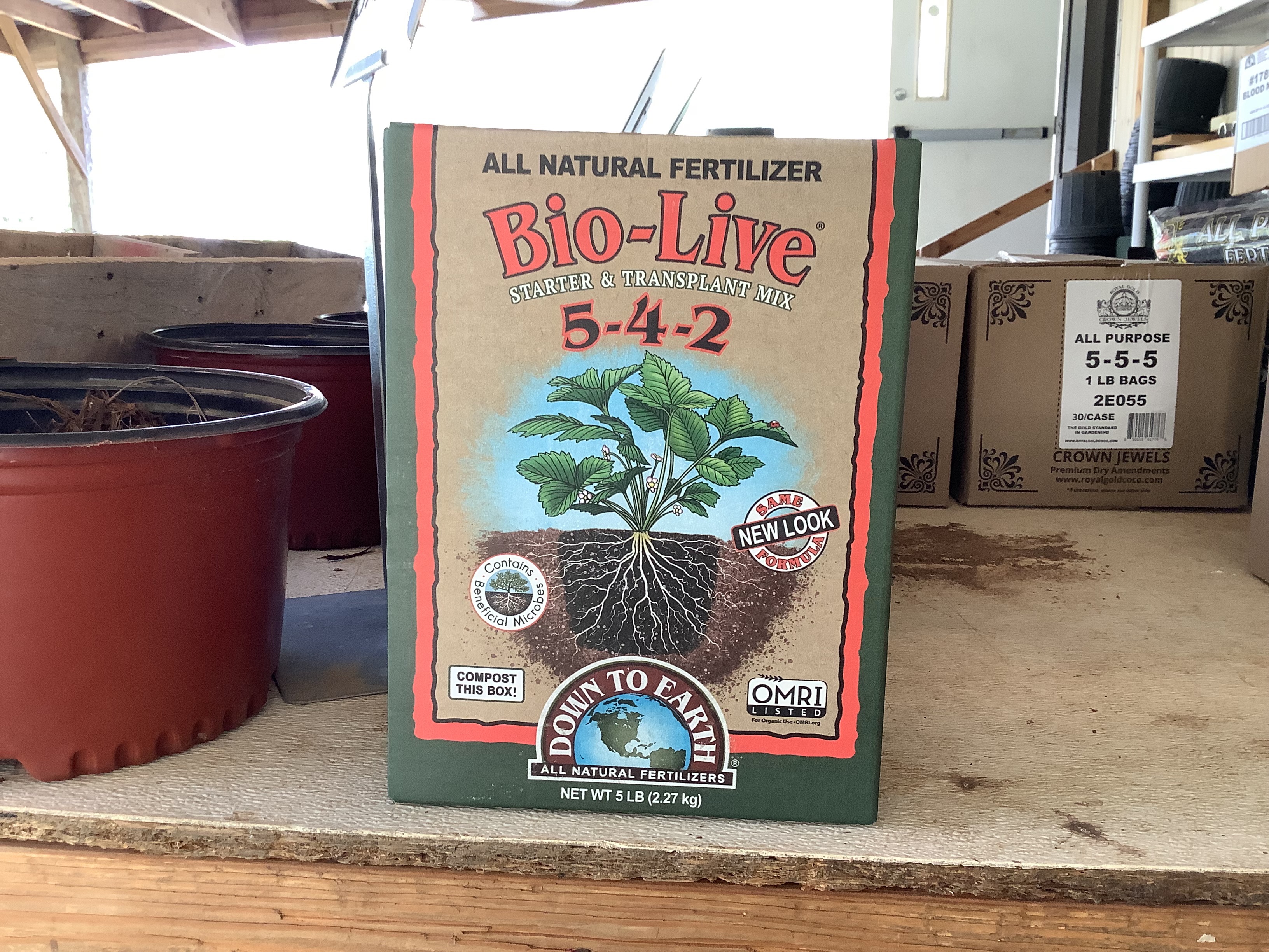 Fertilizer, Bio-Live 5-4-2 with Microbes (5 lb)