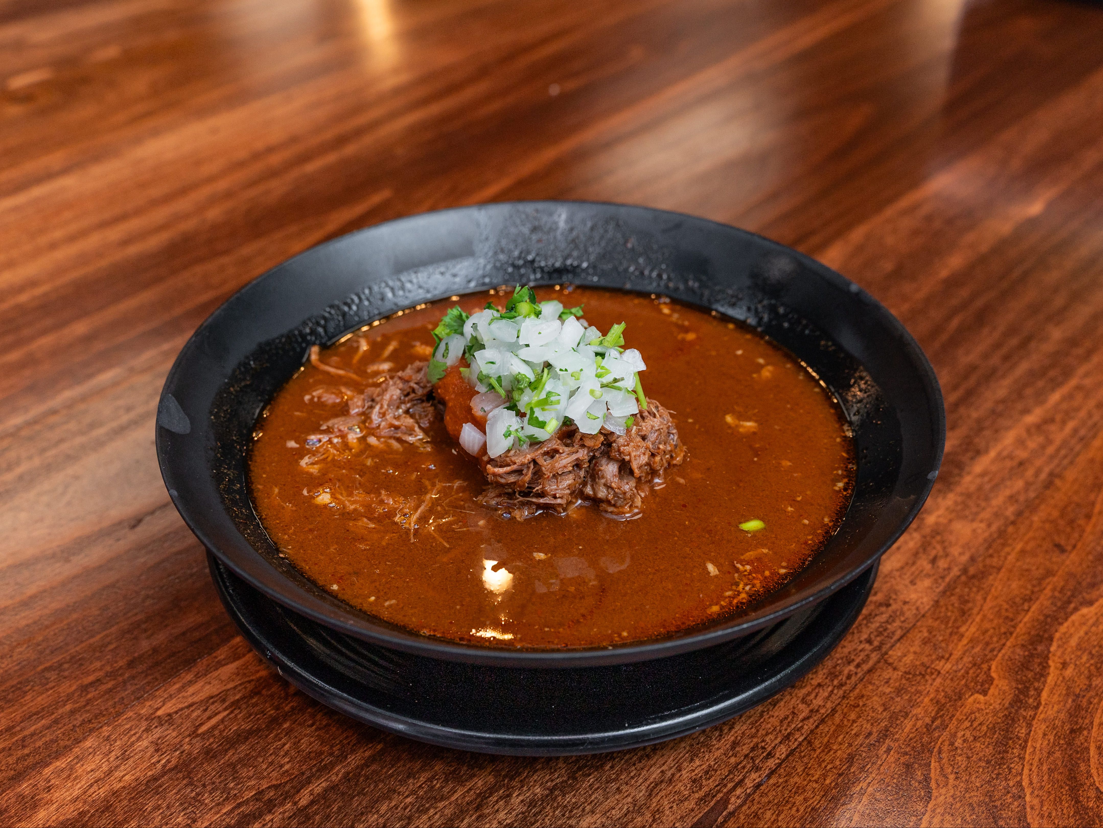 BIRRIA EN CALDO