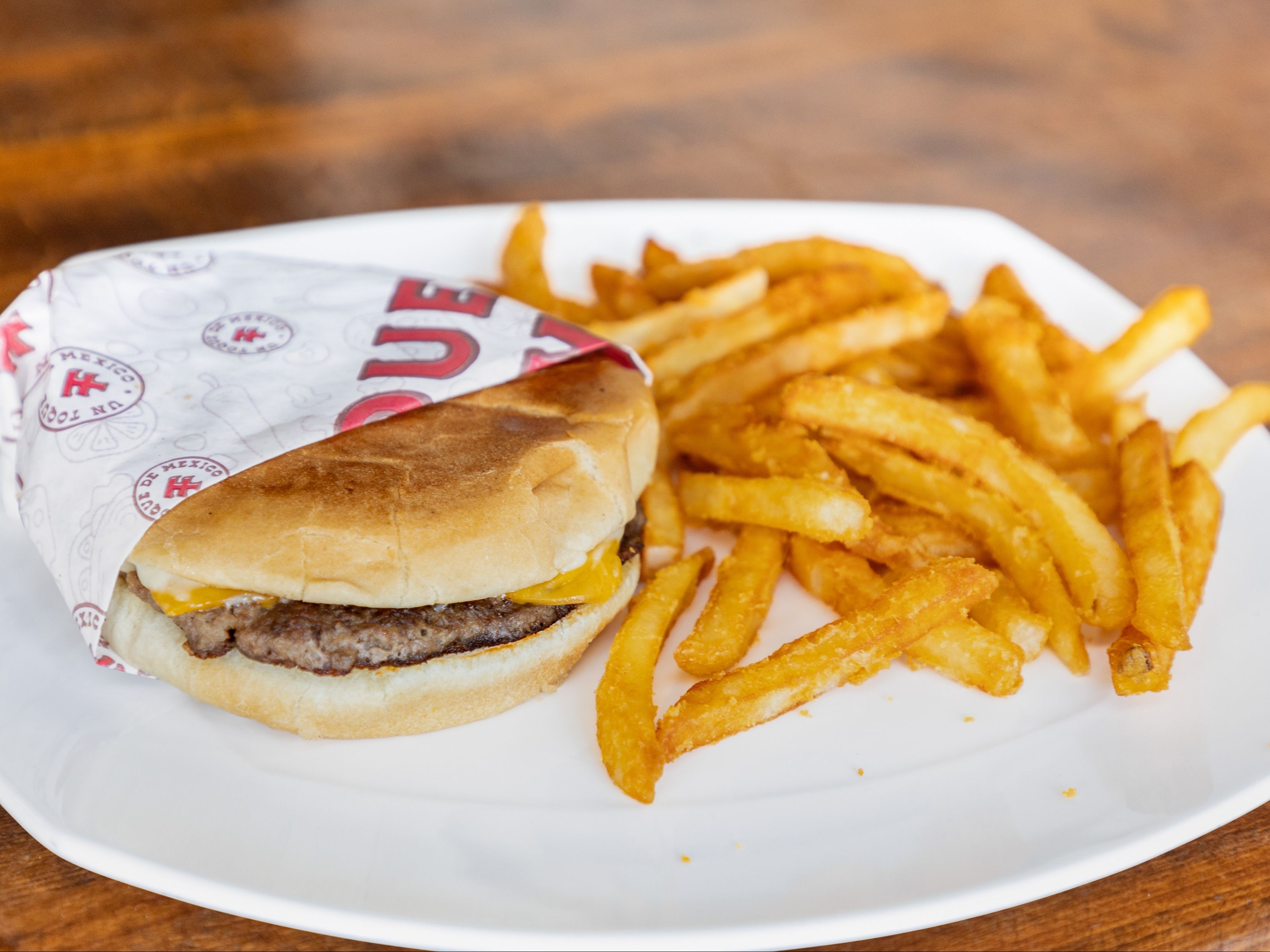 Cheese Burger + Fries.