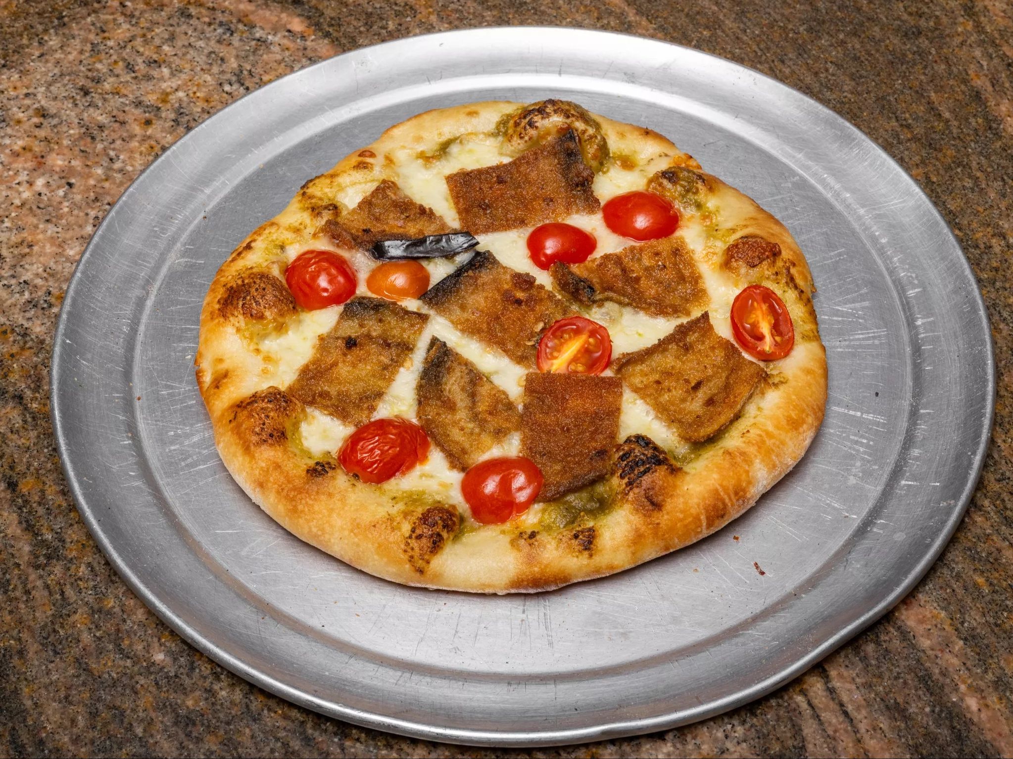 Roy's Pizza.