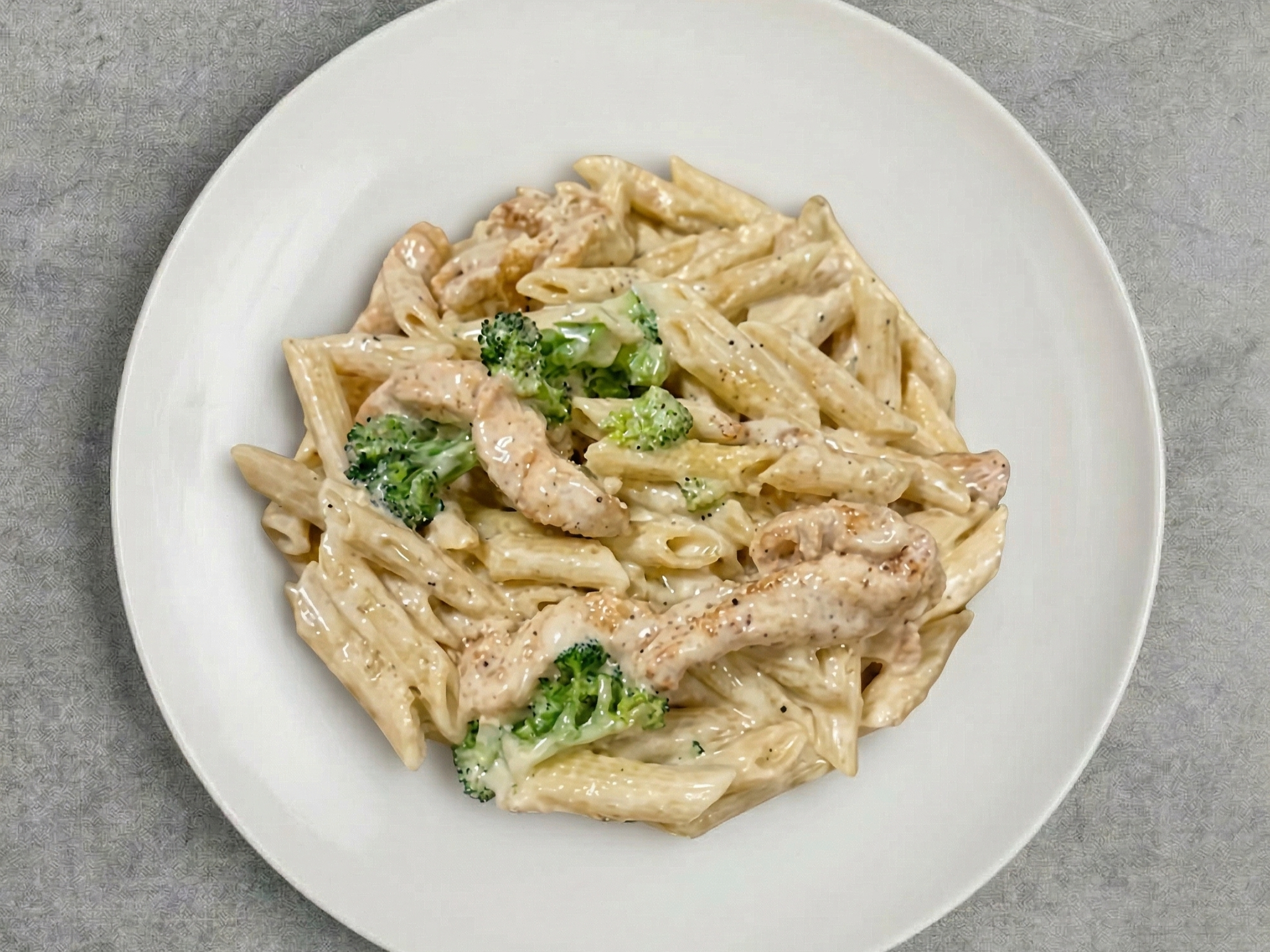 Chicken Alfredo with Brocoli.