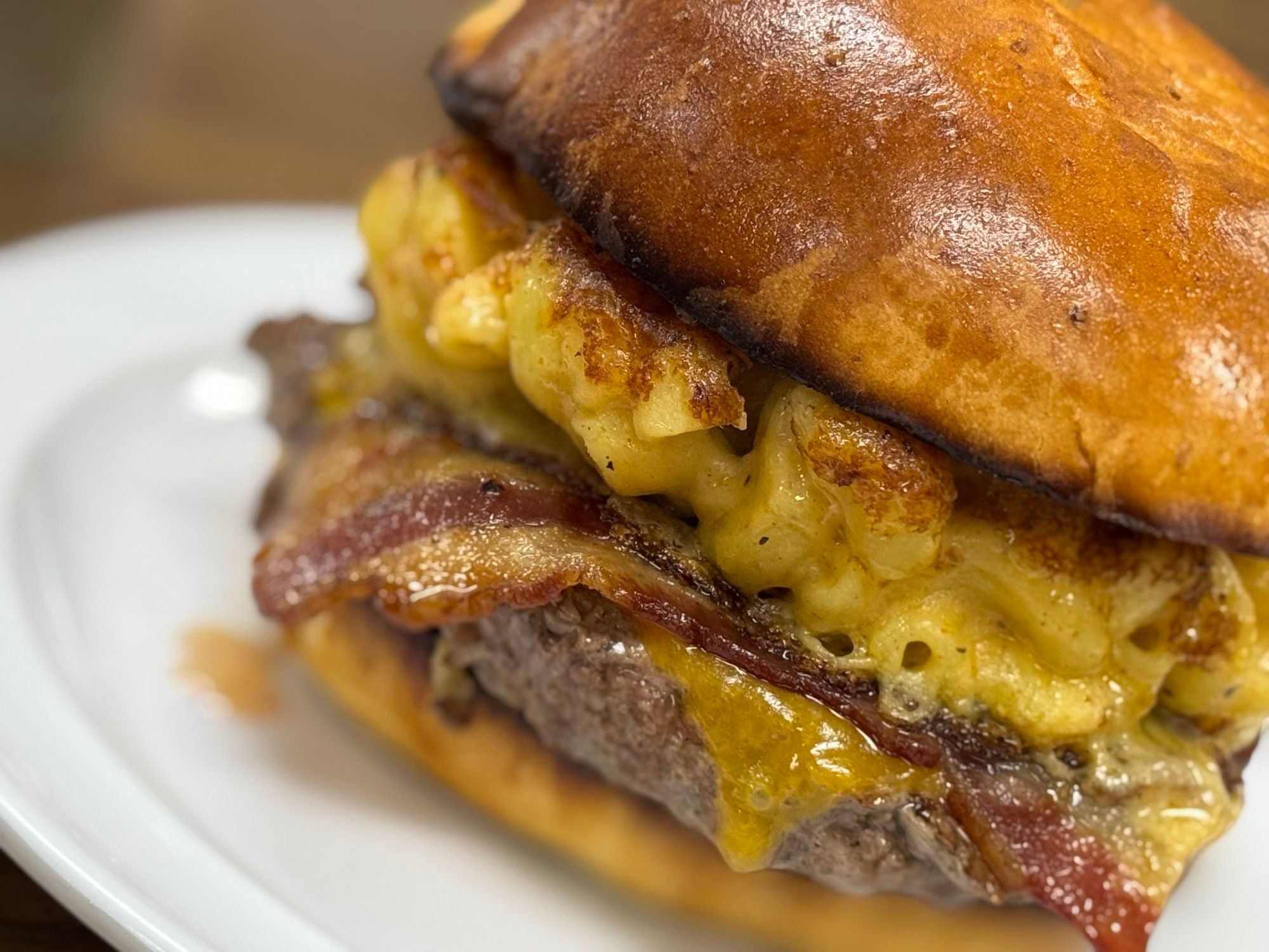 Bacon Mac'n Cheeseburger.