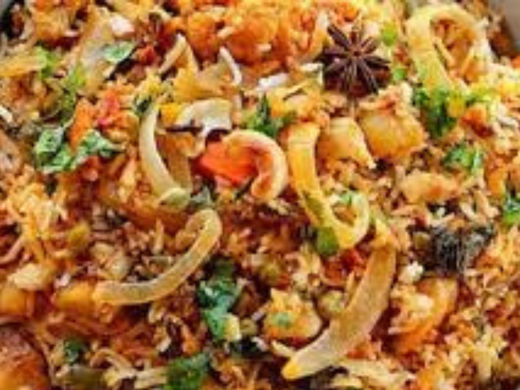 Family Pack Veg Biryani.