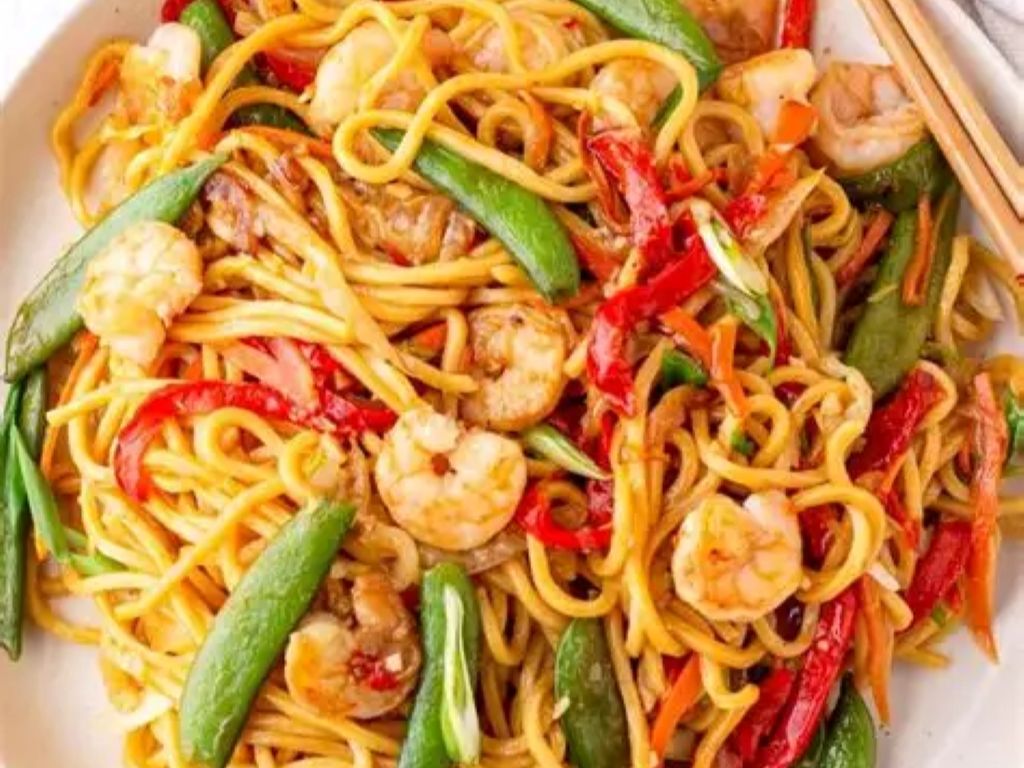 Shrimp Lo Mein / Mì xào tôm / 虾捞面.