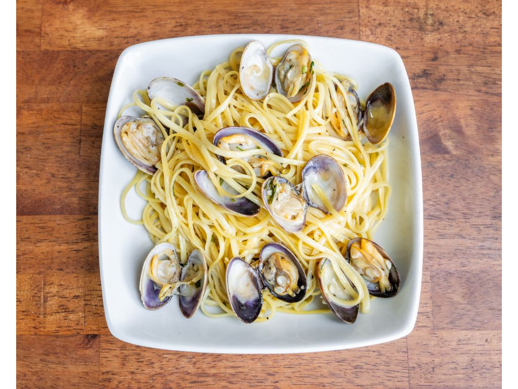 Linguine Vongole.