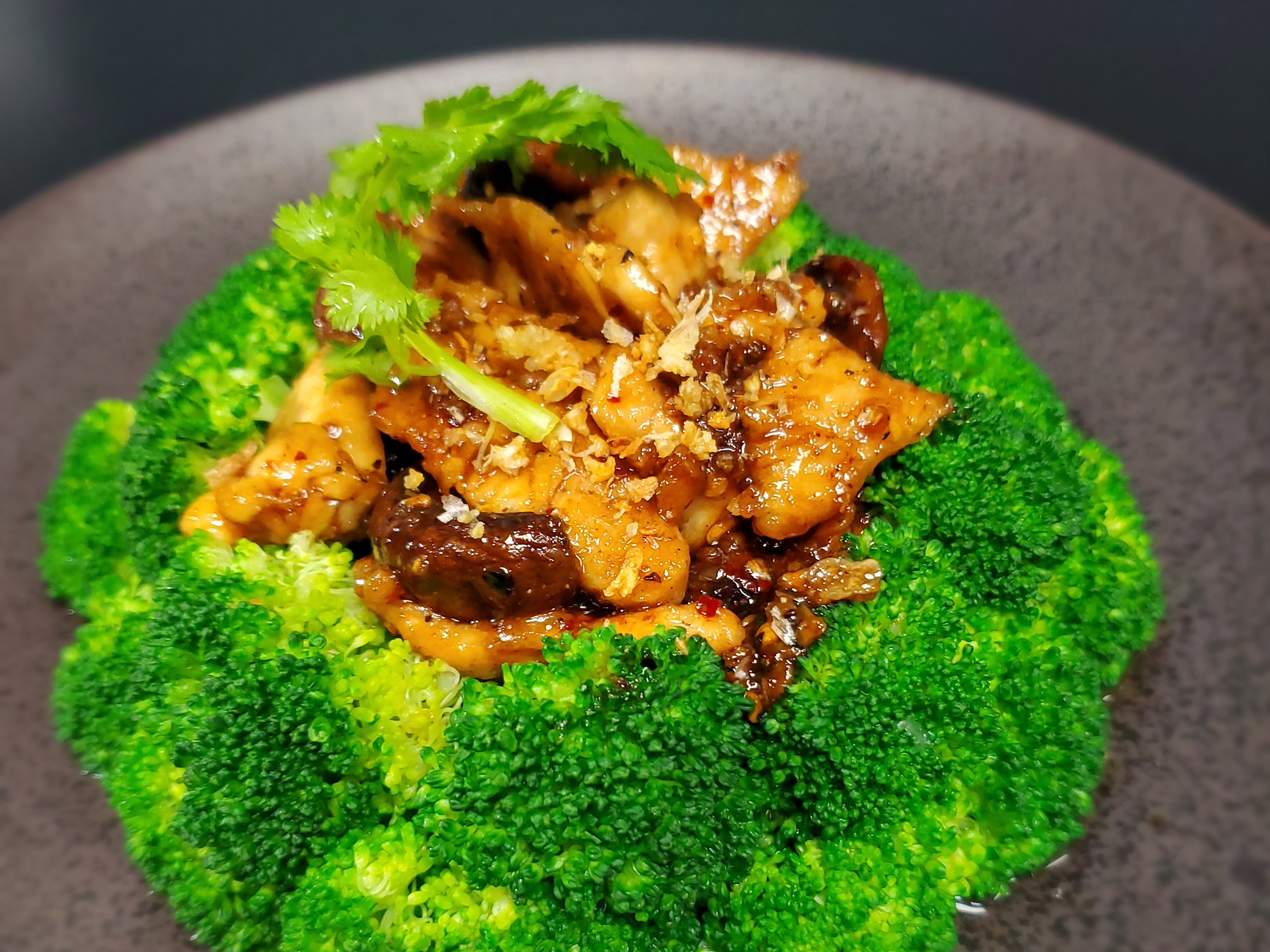 Garlic and Pepper (Pad Kratiem Prik Thai).