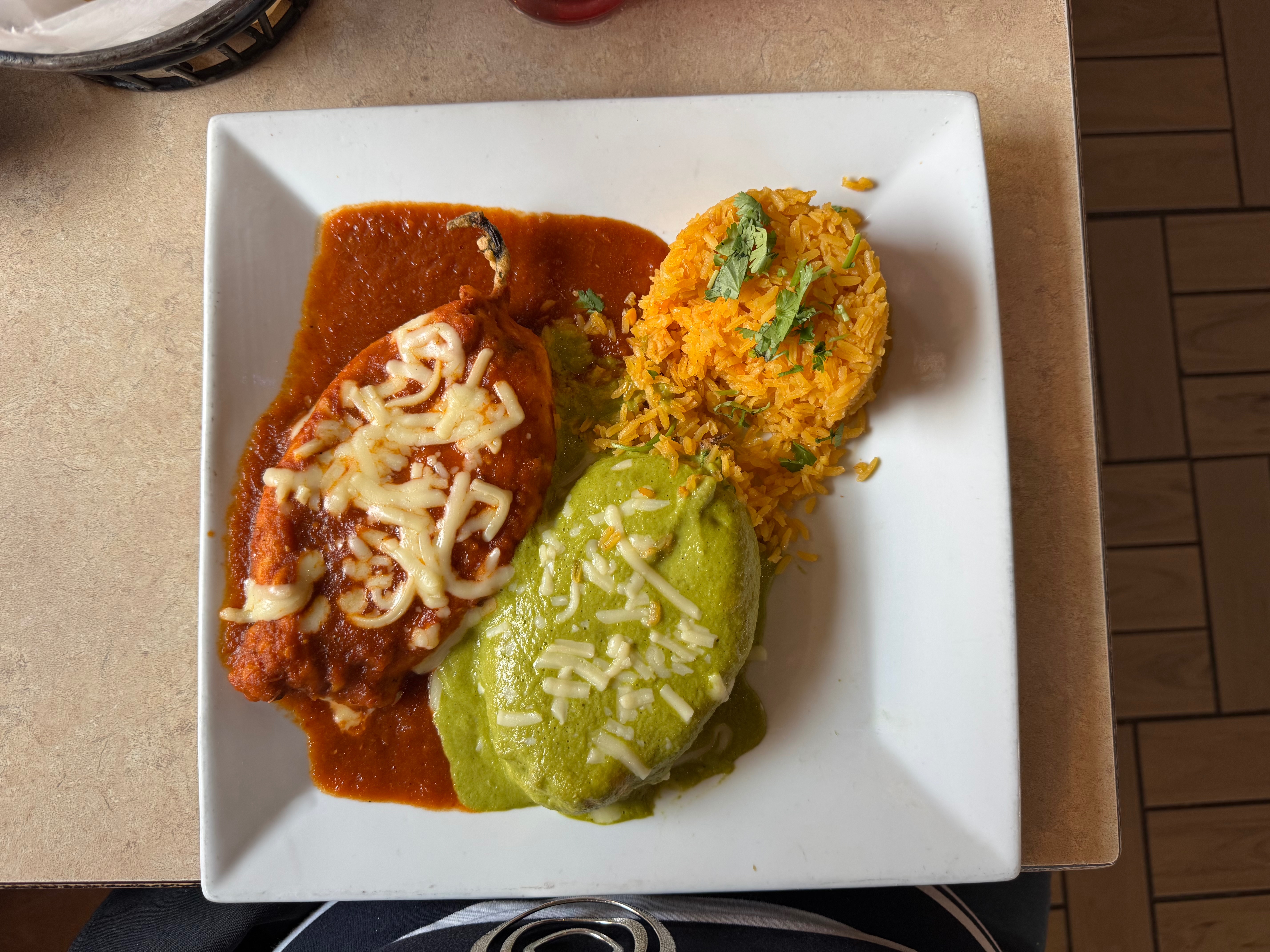 CHILES RELLENOS DIVORCIADOS.