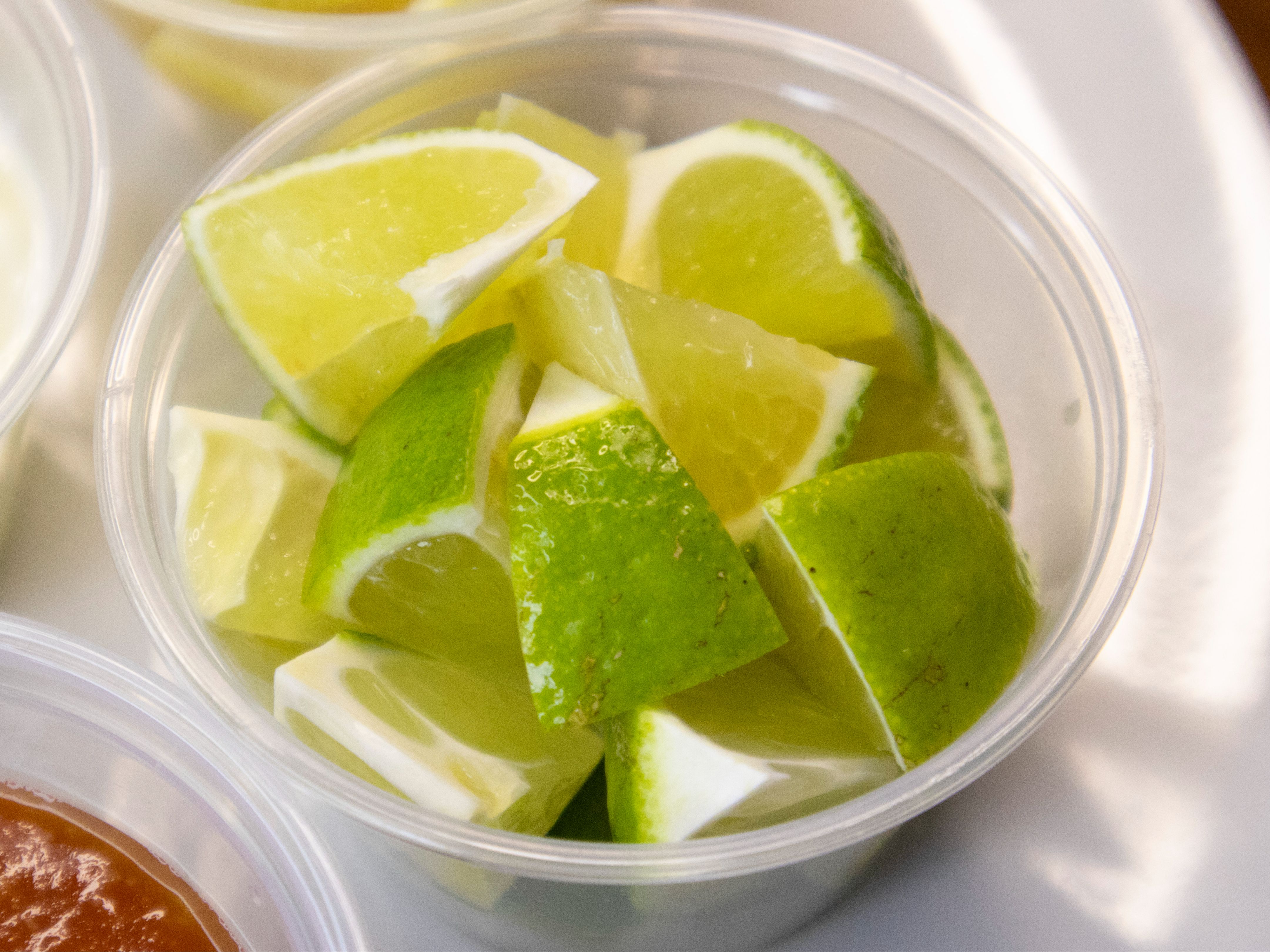 Lime Wedges (4 oz).