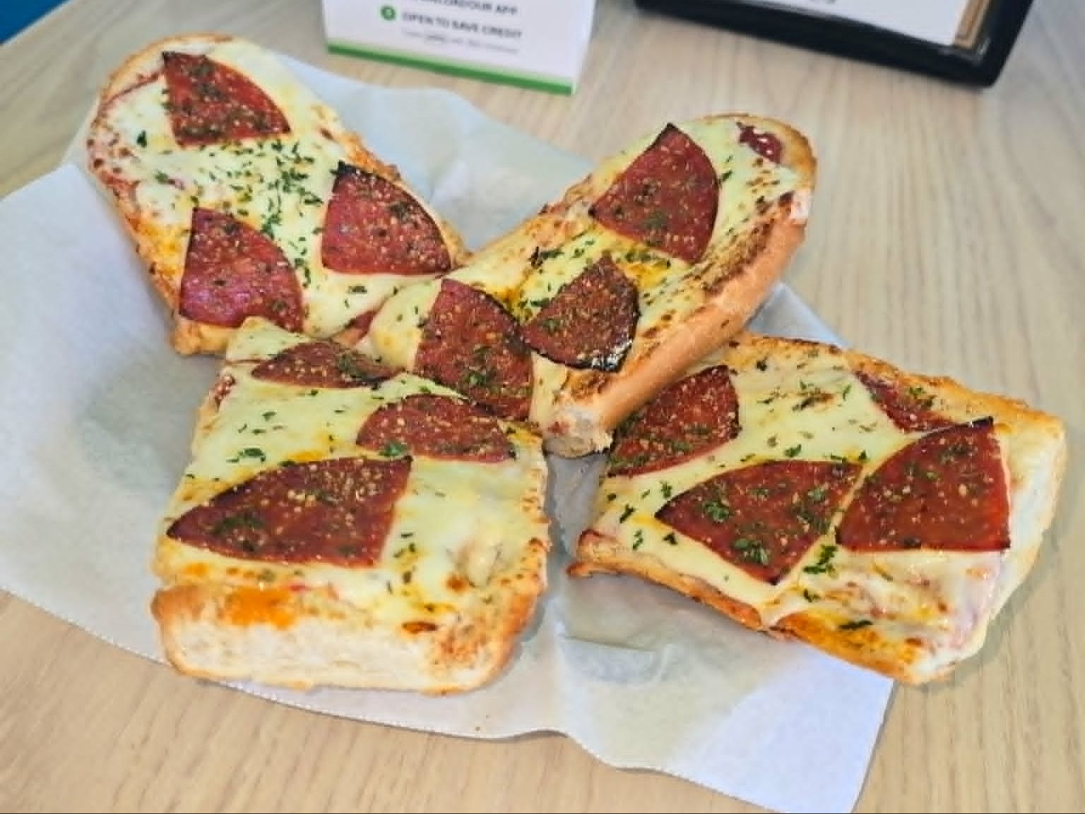 French Bread Pizza W/Mozzarella.