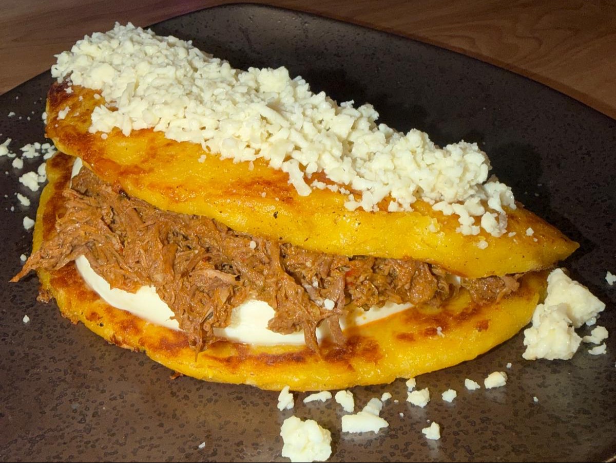 Beef Cachapa / Cachapa de Carne Mechada.