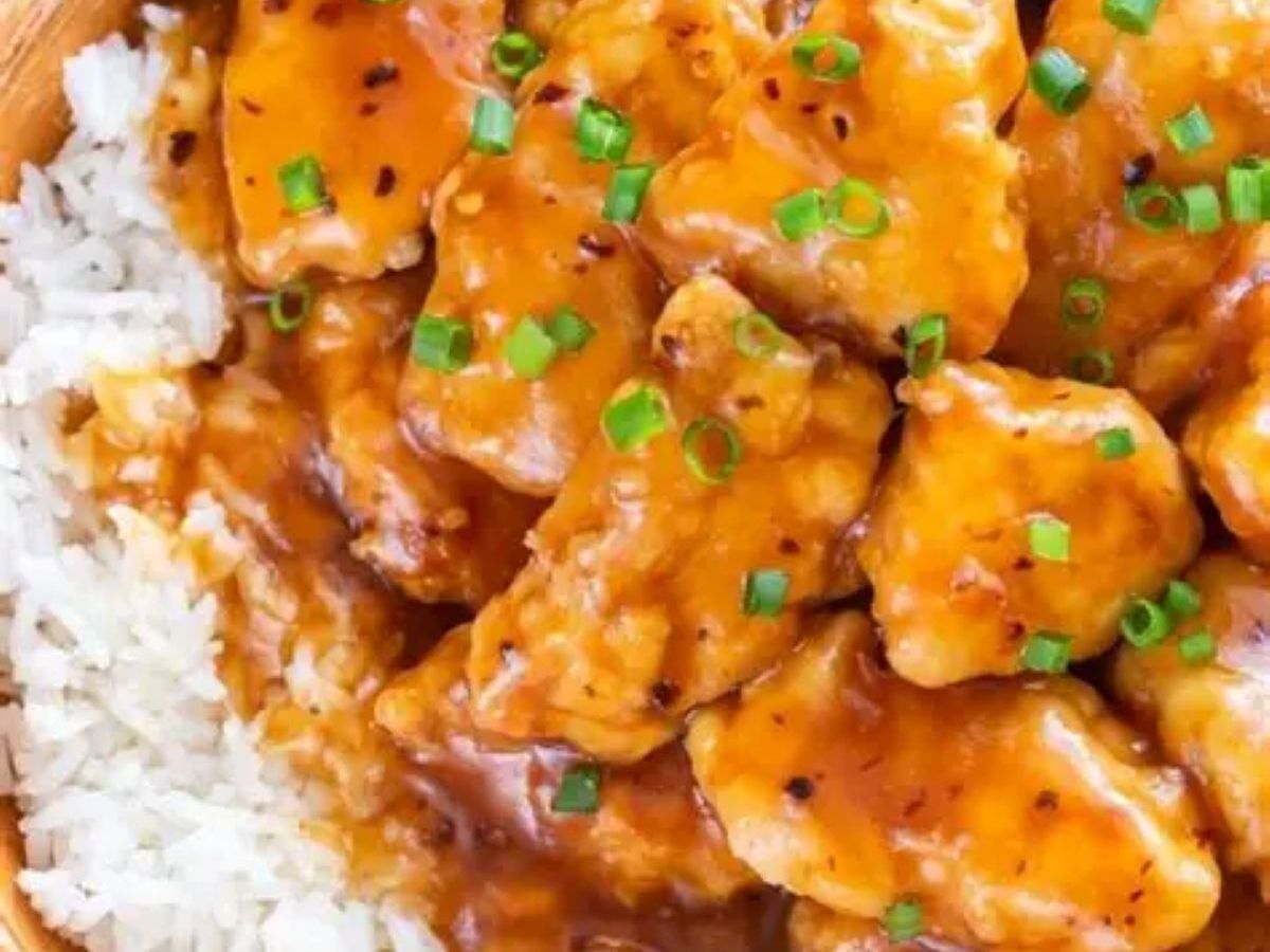 SP25. Empress Chicken (Hot & Spicy) / Gà Hoàng Hậu / 皇后鸡.