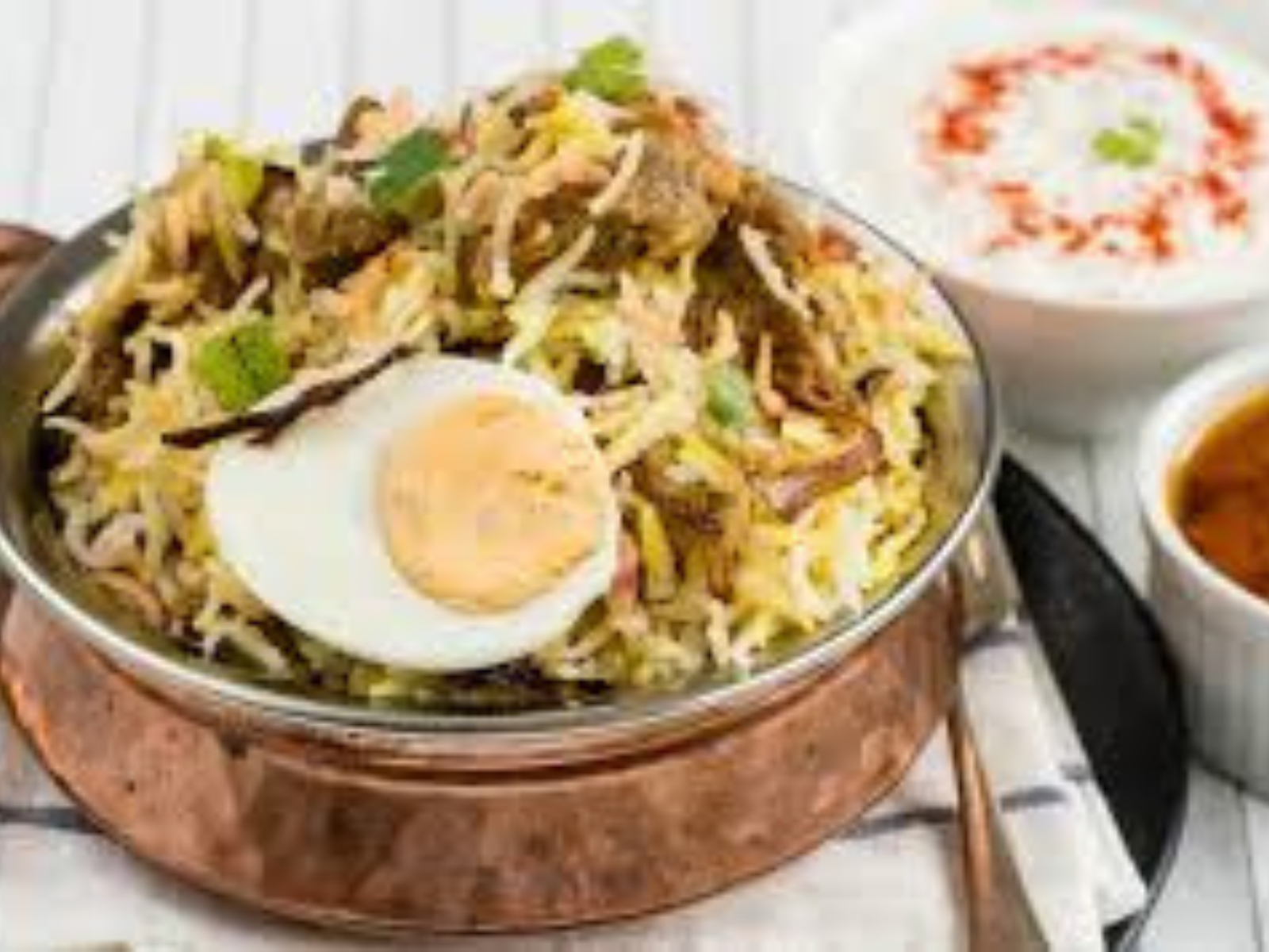 Chicken Dum Biryani (Bone In).