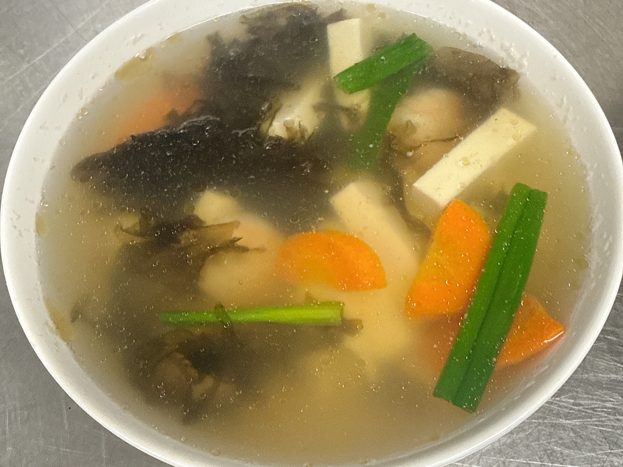 Dried Seaweed Tofu Soup.