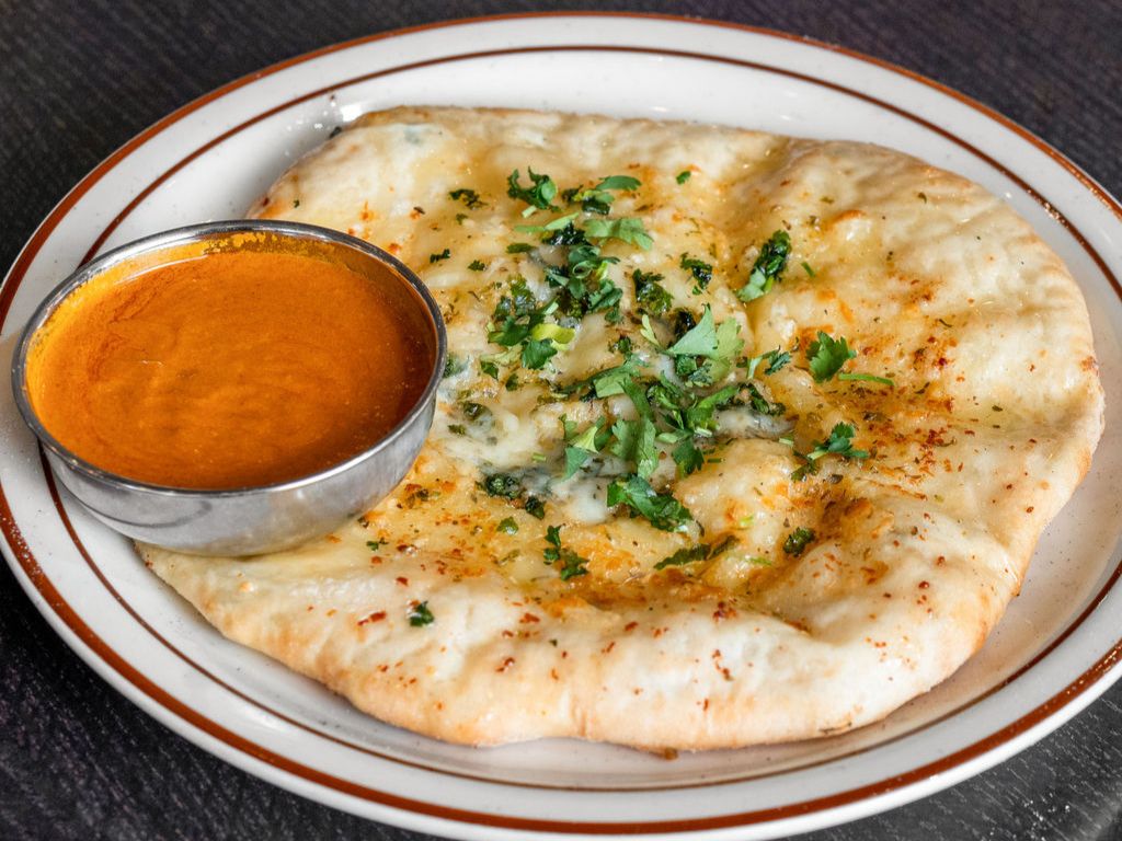Cheesy Garlic Naan