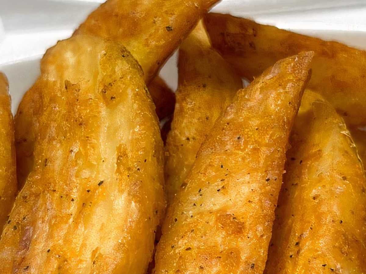 Side Potato Wedges.