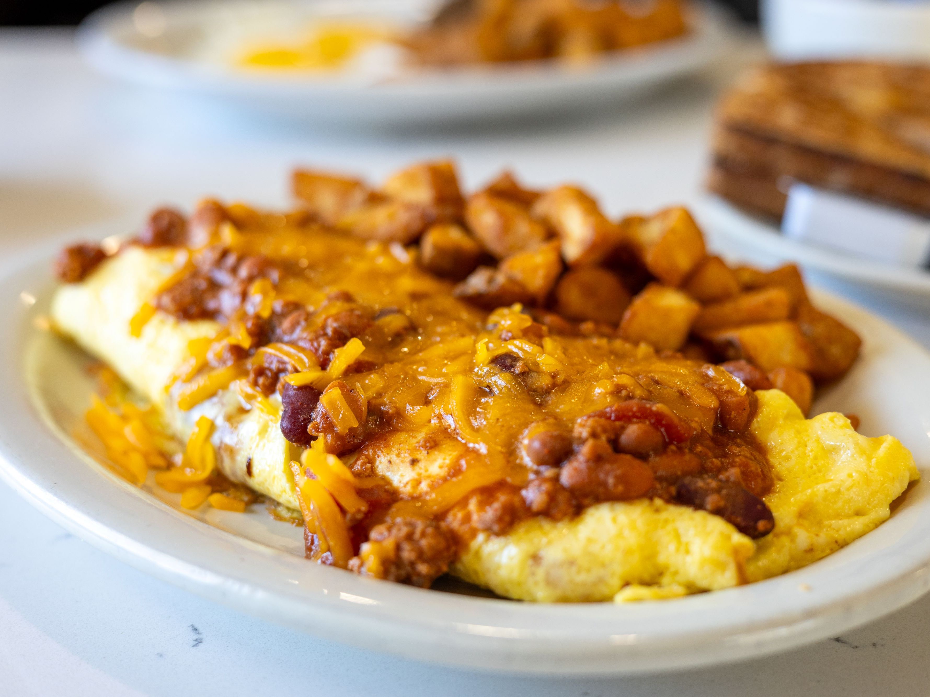 CHUCK'S CHILI OMELET