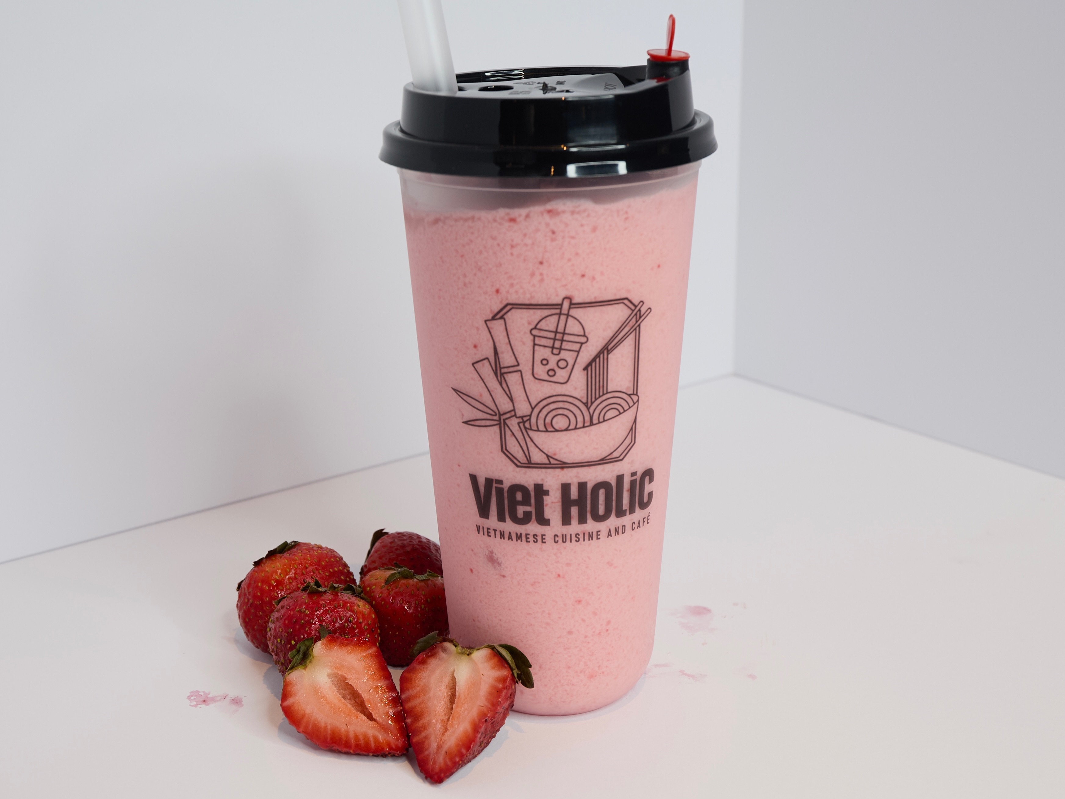 STRAWBERRY SMOOTHIES.