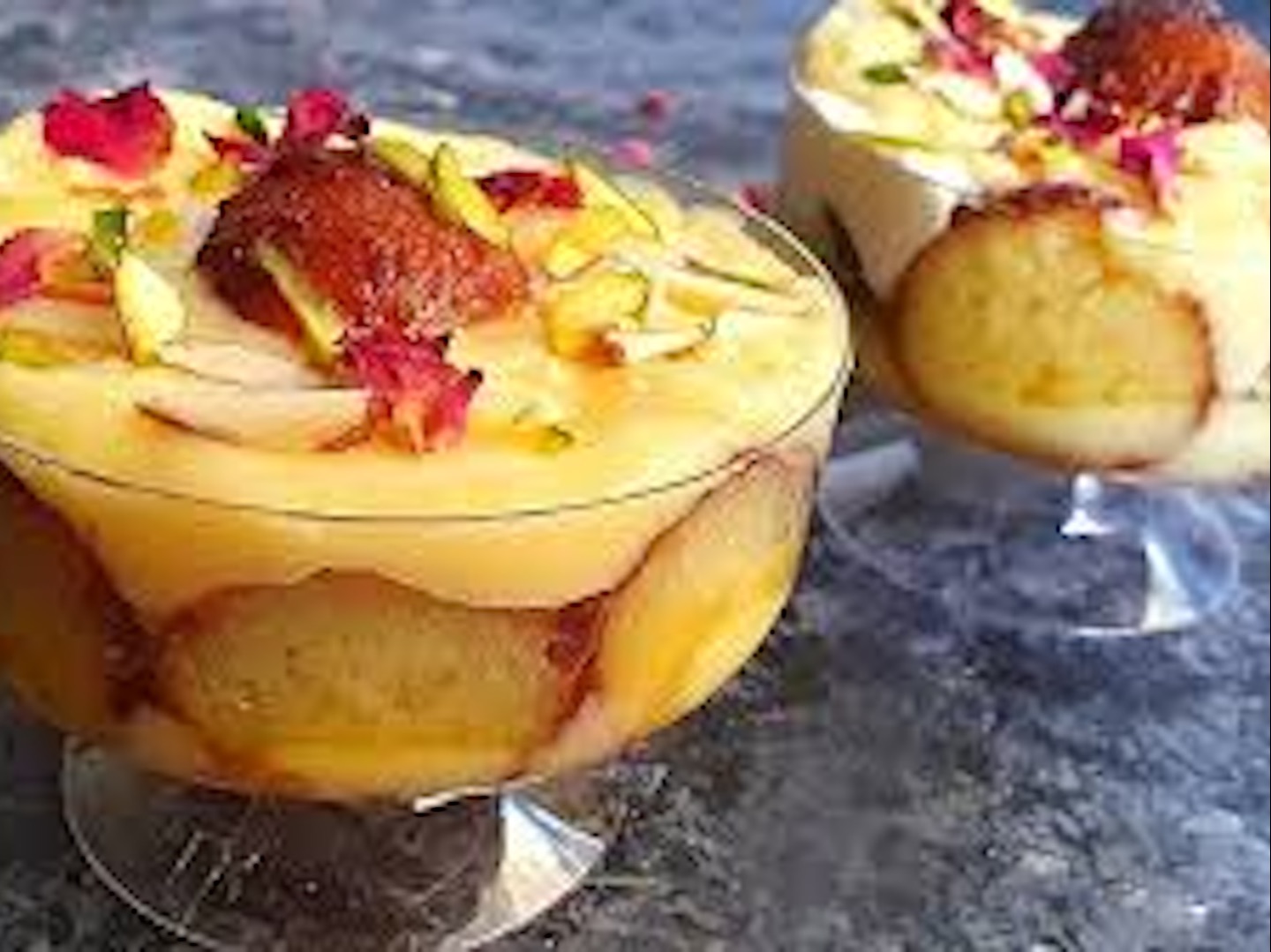 GULAB JAMUN BRULEE.