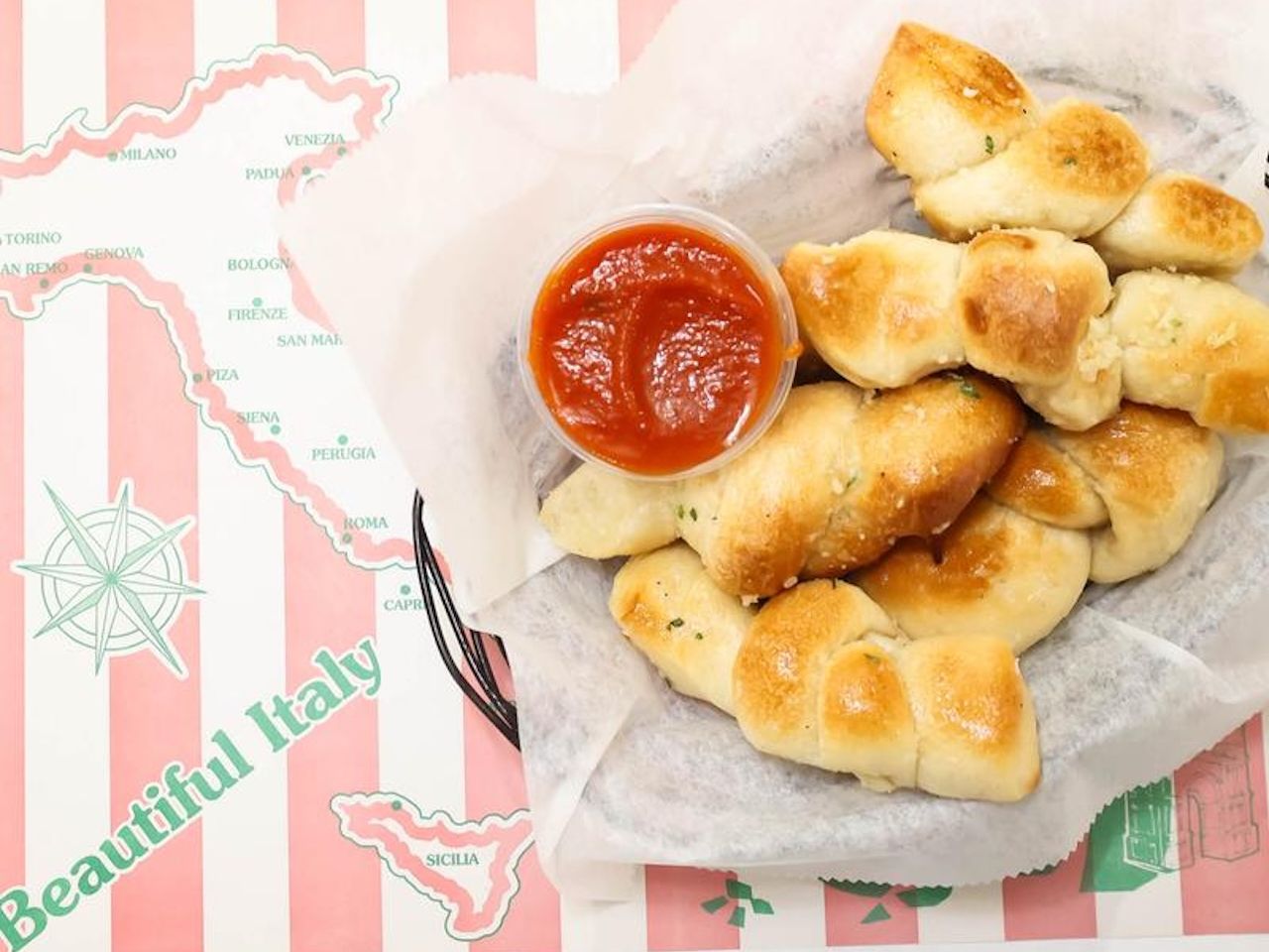 Garlic Bread W/ Mozzarella.