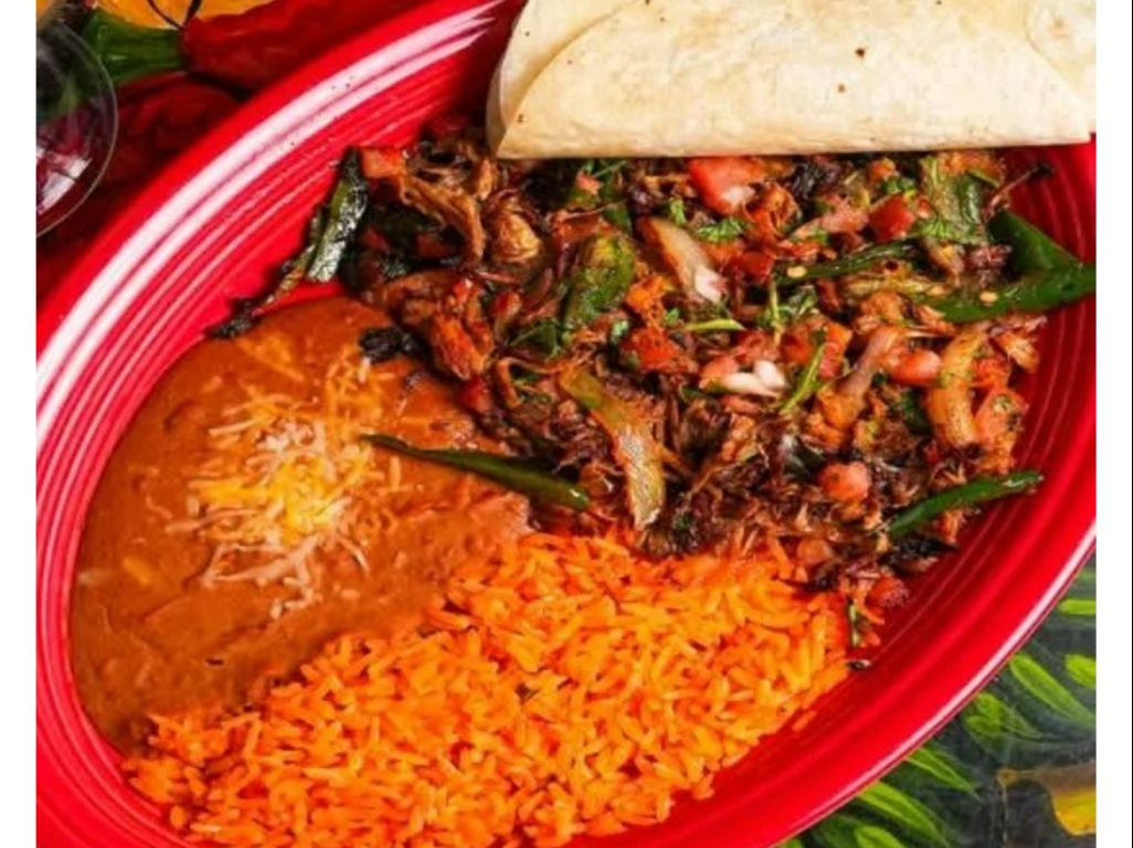 Carnitas A La Mexicana.