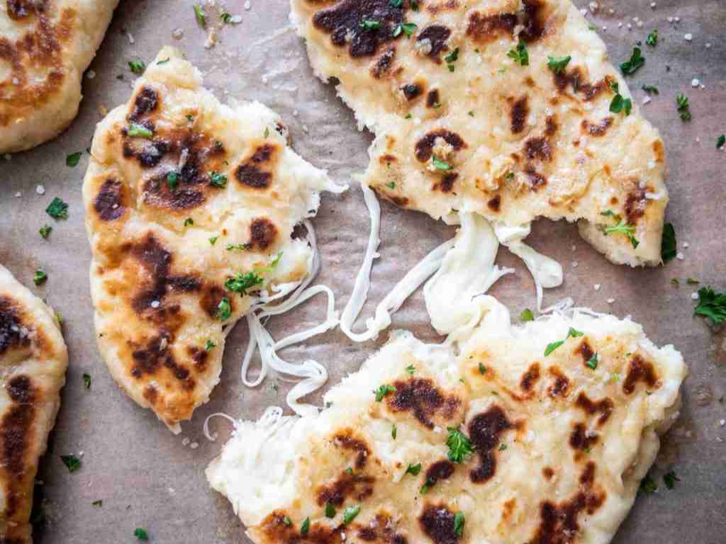 GOAT CHEESE NAAN.